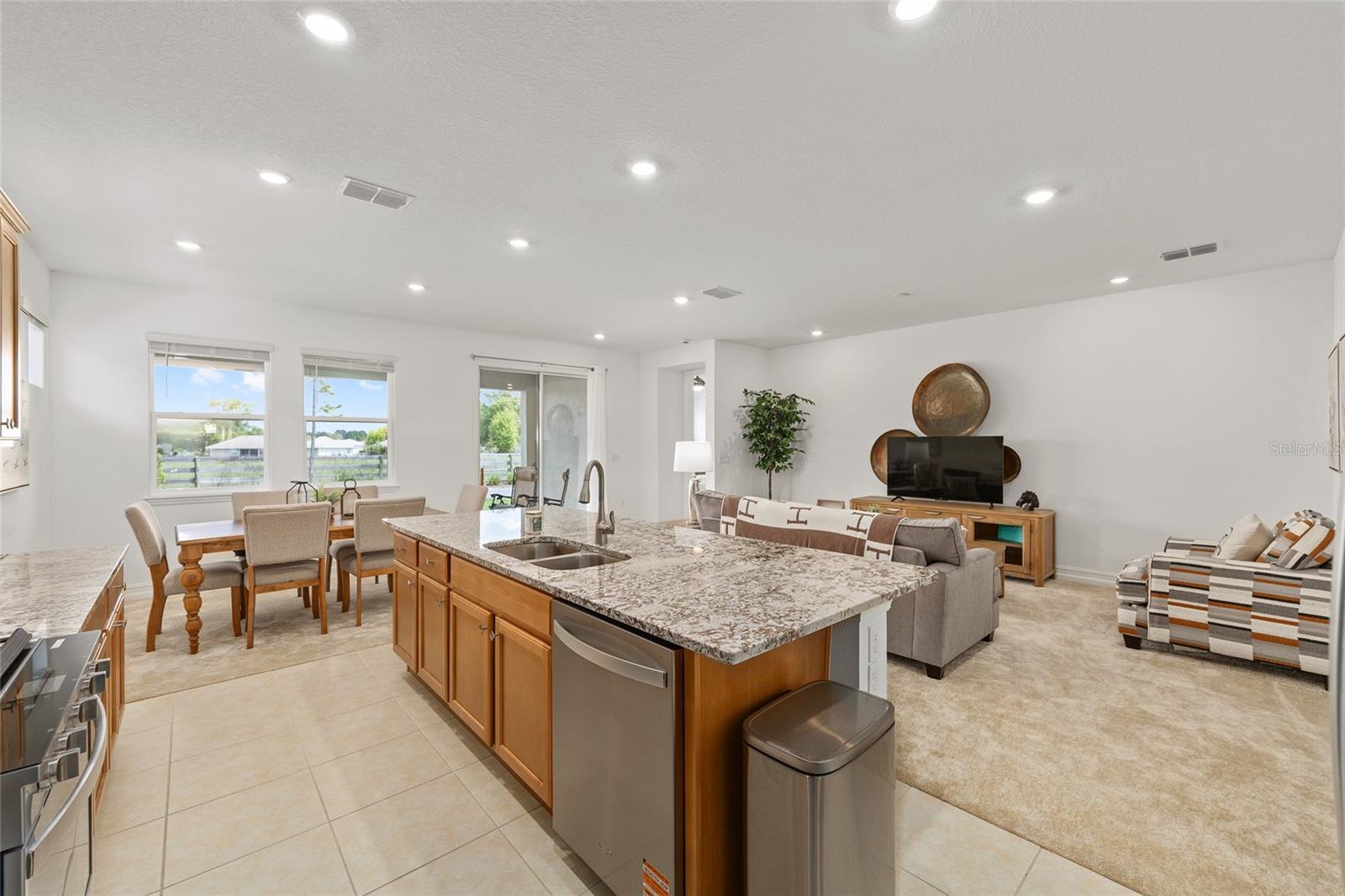 Image 17 of 48 For 3335 52nd Avenue Road