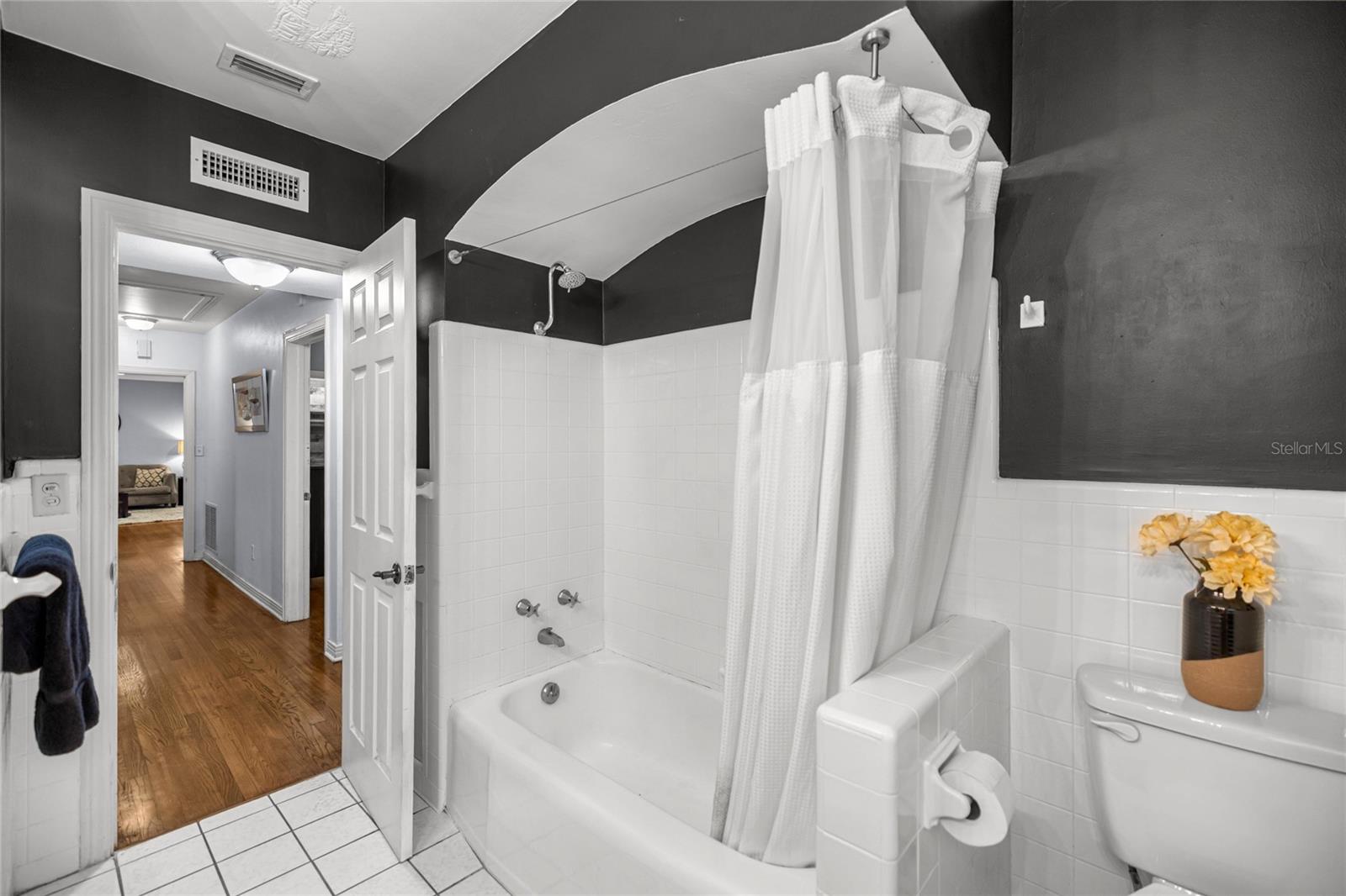 Image 24 of 37 For 732 12th Terrace