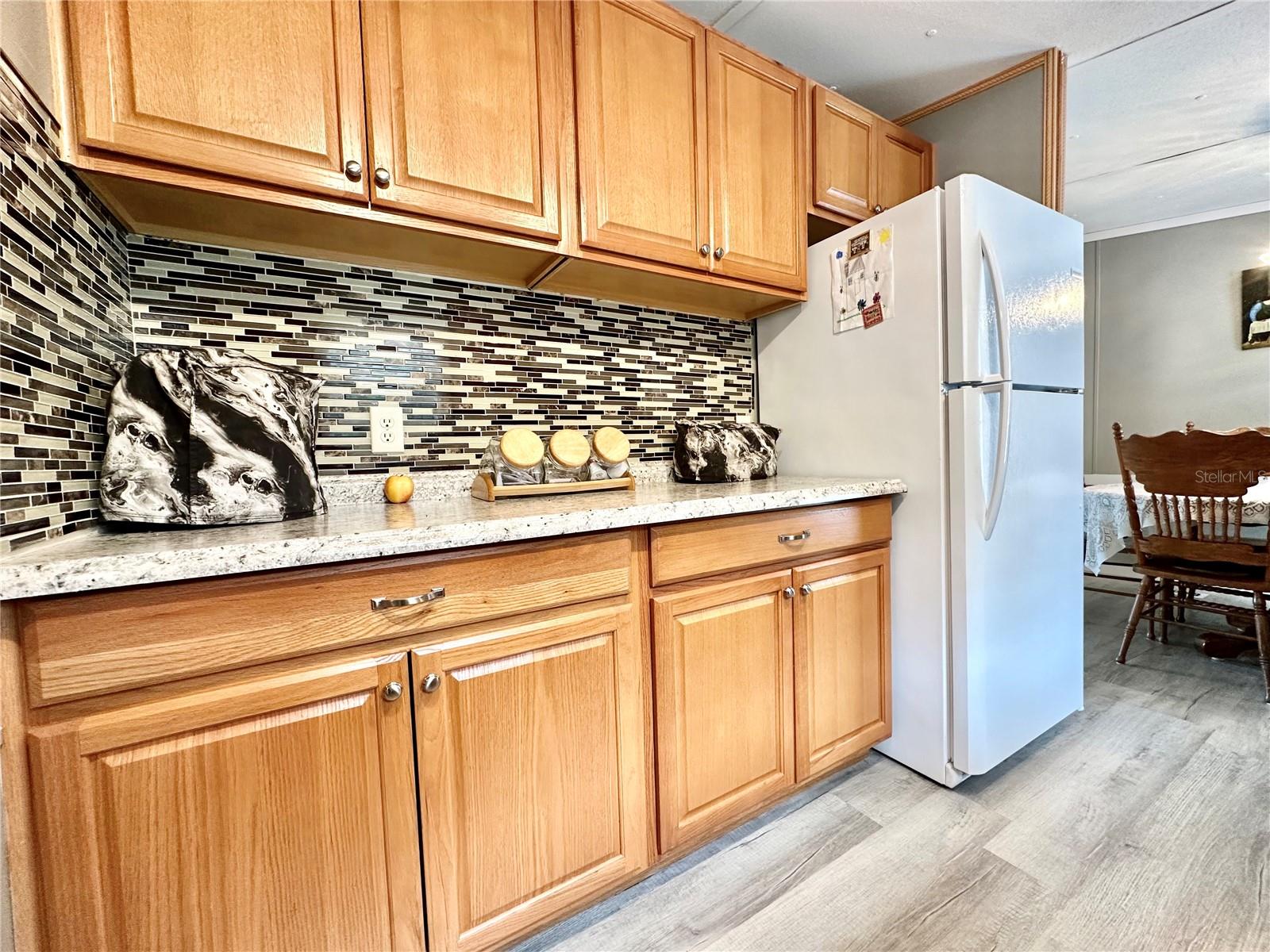 Image 12 of 31 For 18400 90th Lane