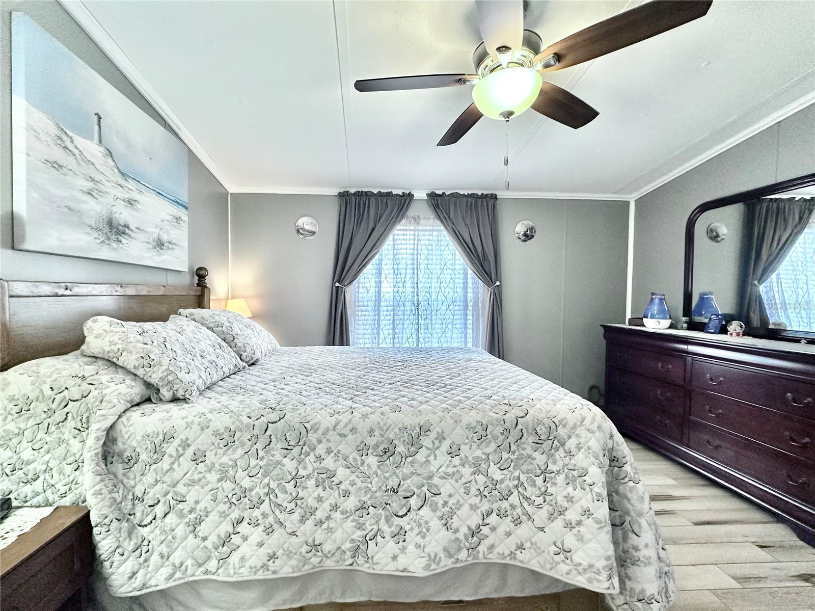 Image 16 of 31 For 18400 90th Lane