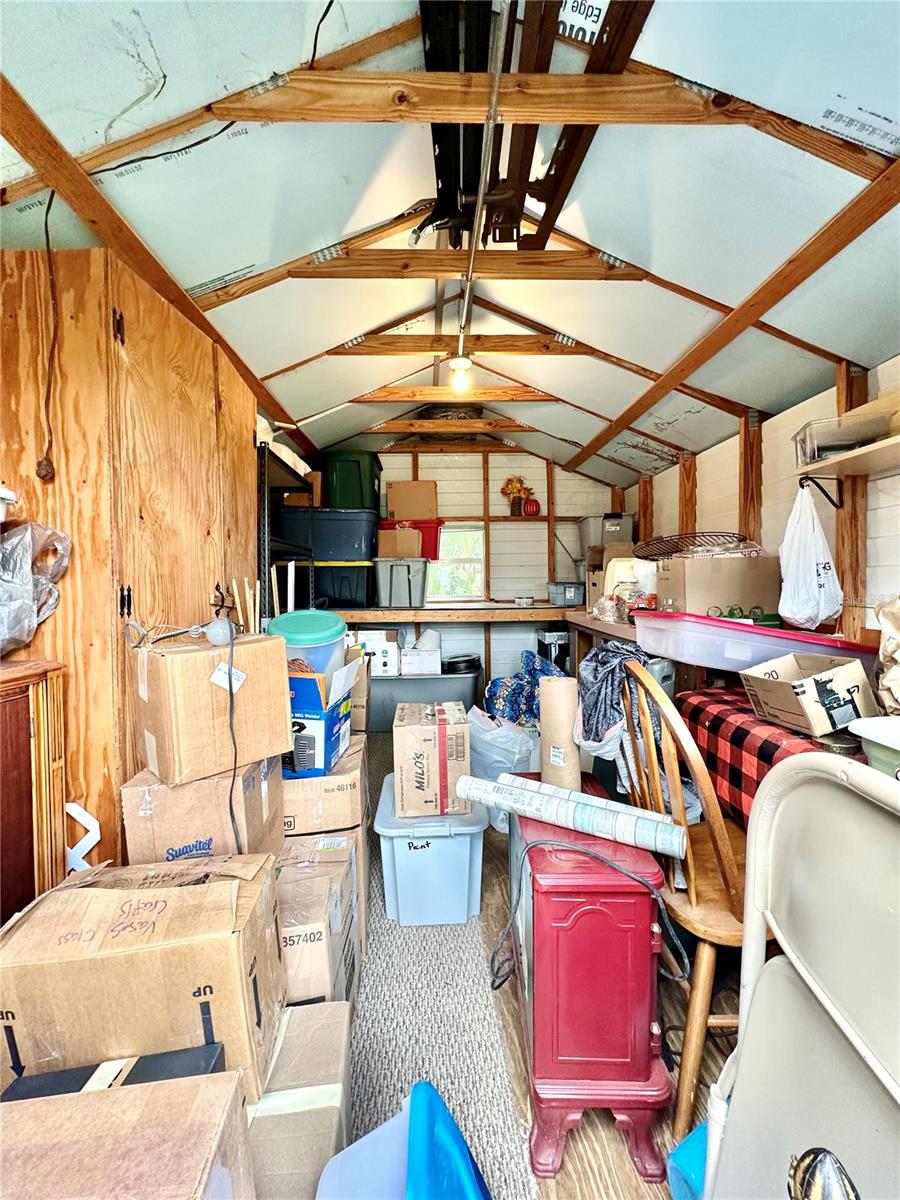 Image 23 of 31 For 18400 90th Lane