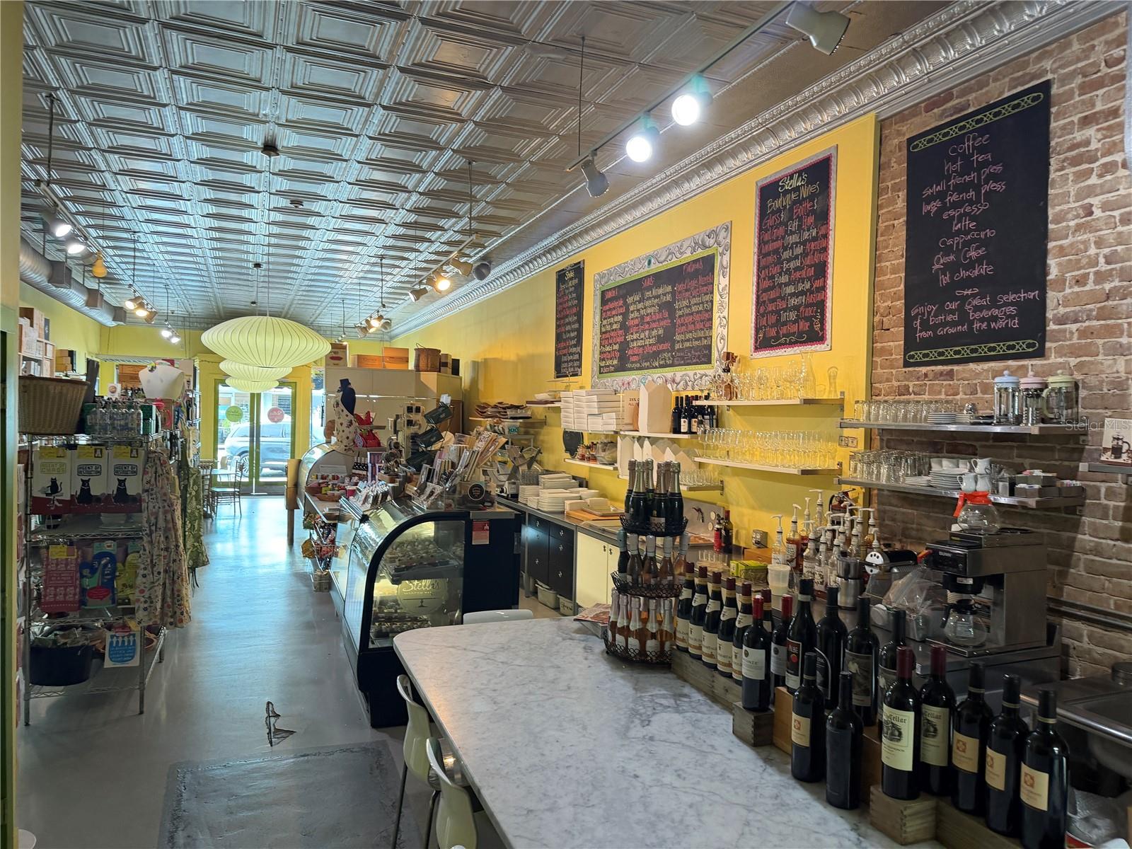 Image 3 of 4 For 20 Broadway Street A