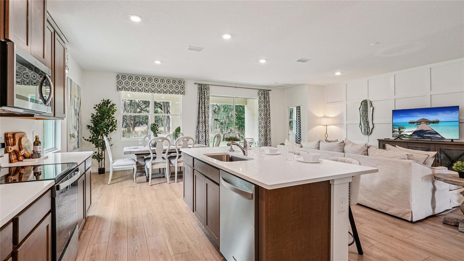 Image 7 of 28 For 4583 39th Street Road