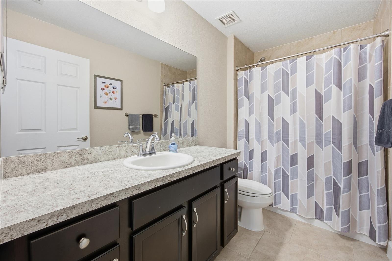 Image 20 of 36 For 19873 59th Lane