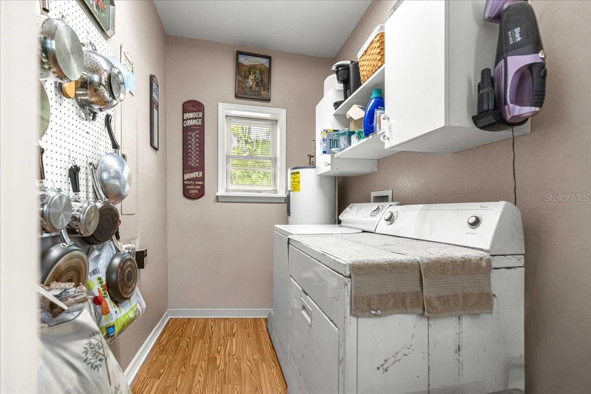 Image 33 of 52 For 6025 19th Court