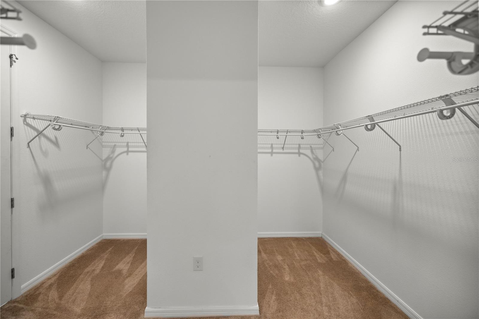 Image 24 of 28 For 10145 89th Loop