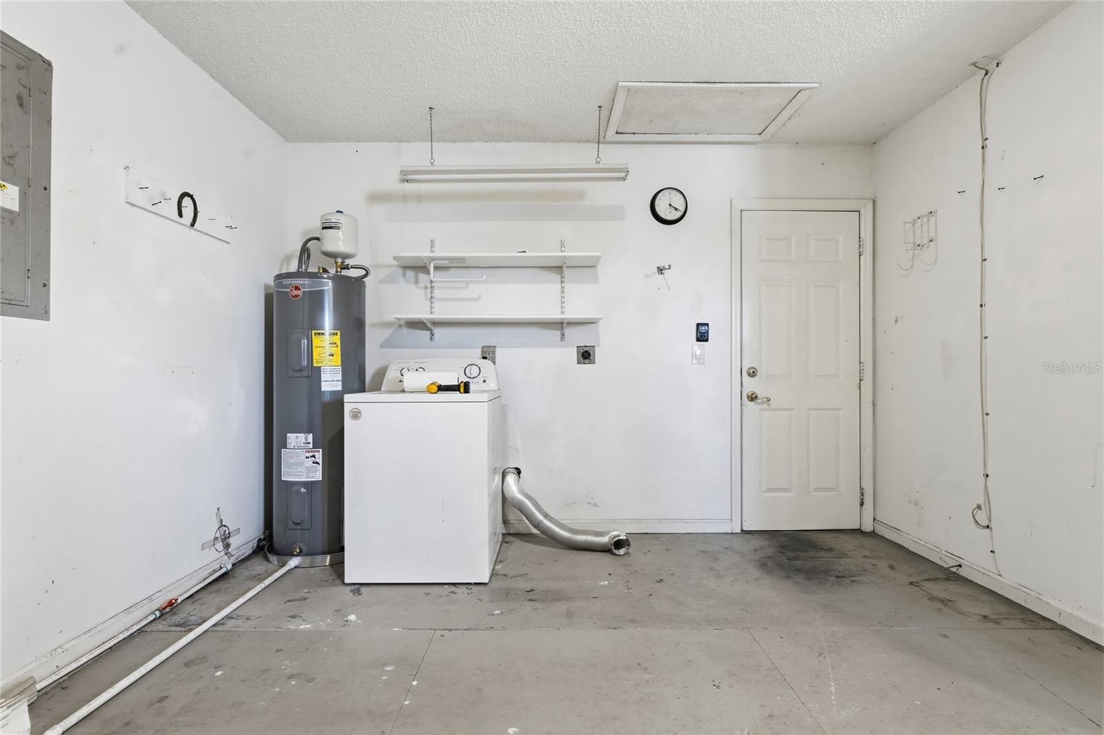 Image 22 of 47 For 5930 Foxtail Way