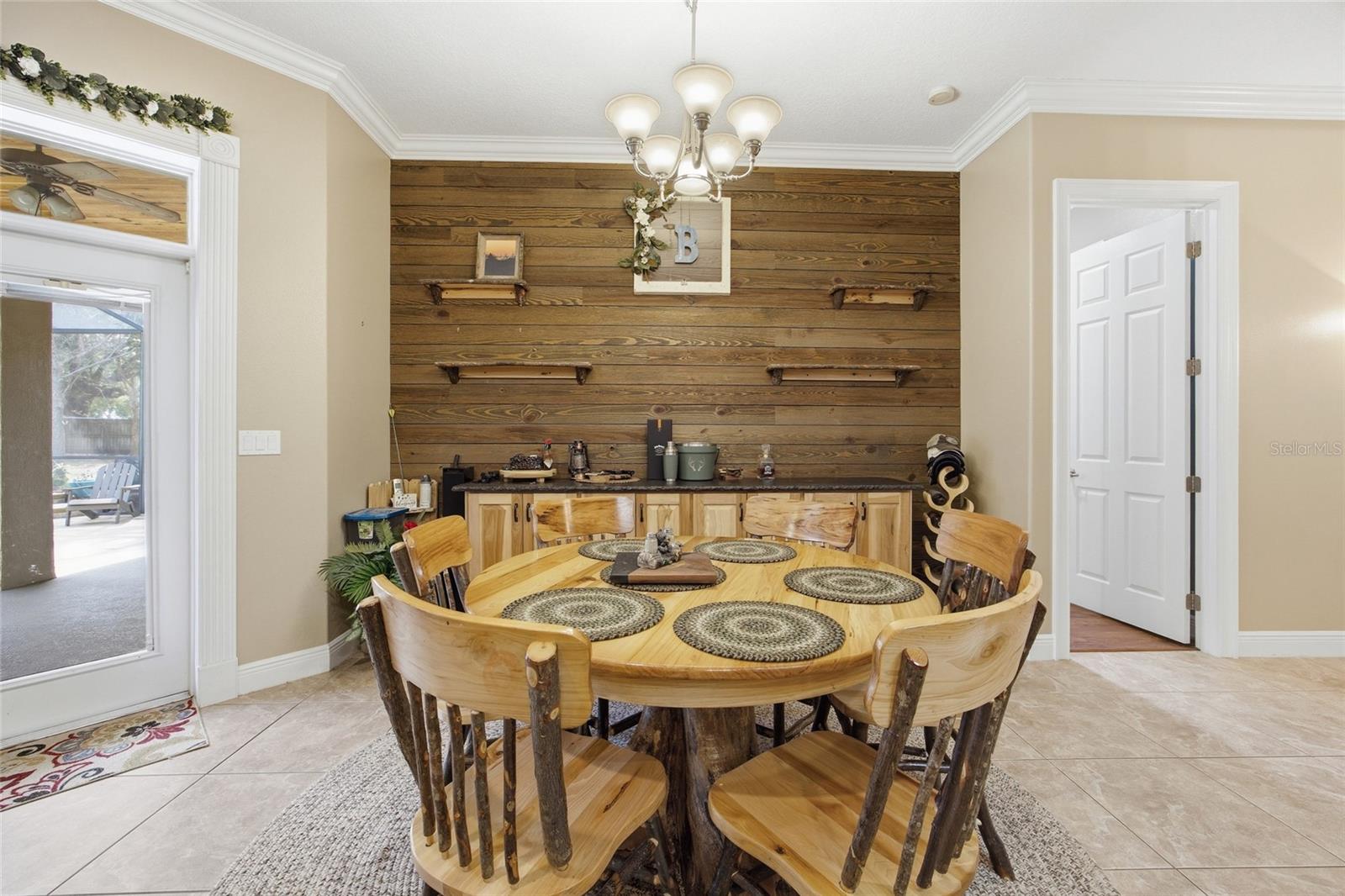 Image 13 of 58 For 10645 Parkway Drive