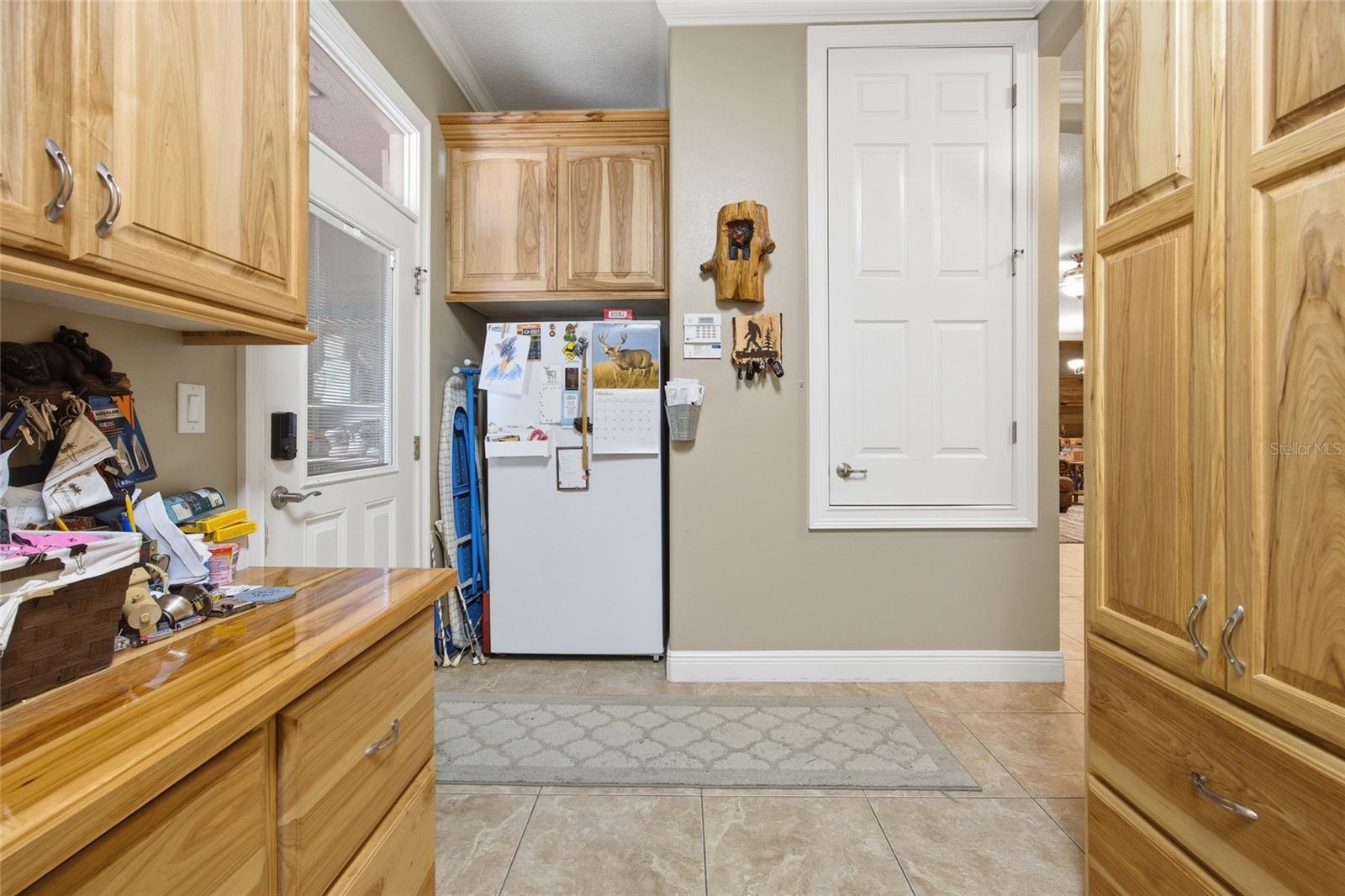 Image 26 of 58 For 10645 Parkway Drive