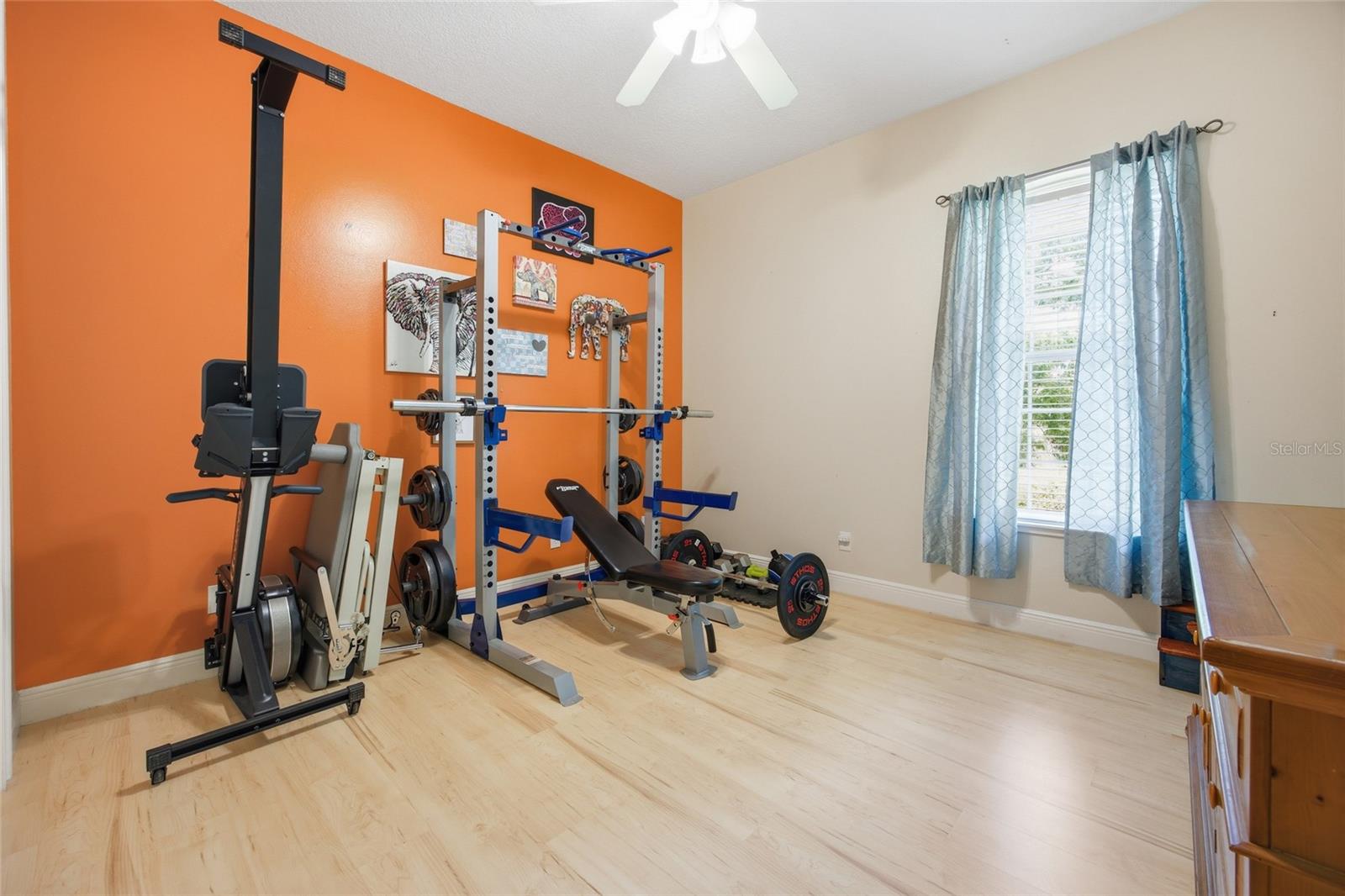 Image 29 of 58 For 10645 Parkway Drive