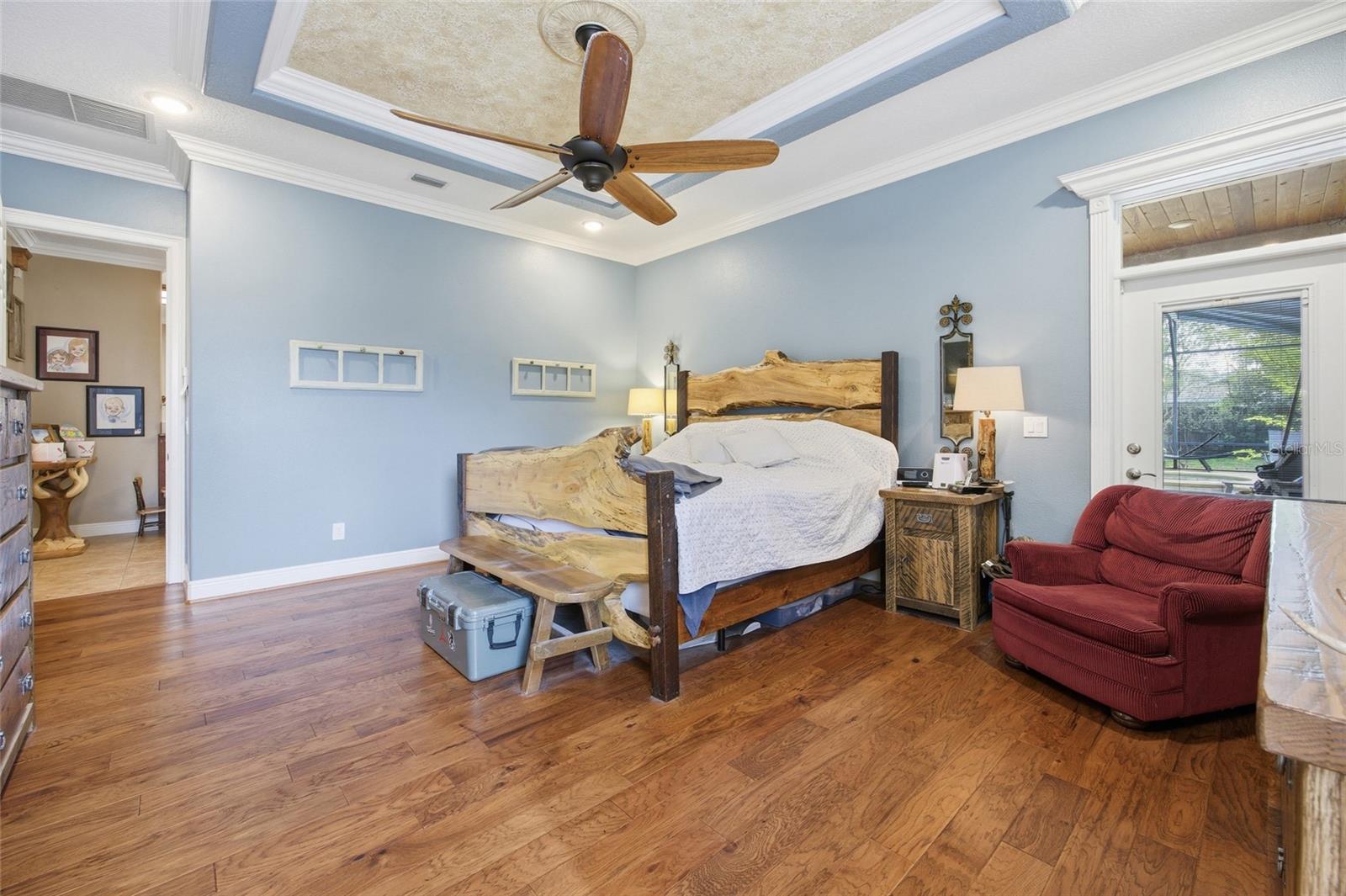 Image 38 of 58 For 10645 Parkway Drive