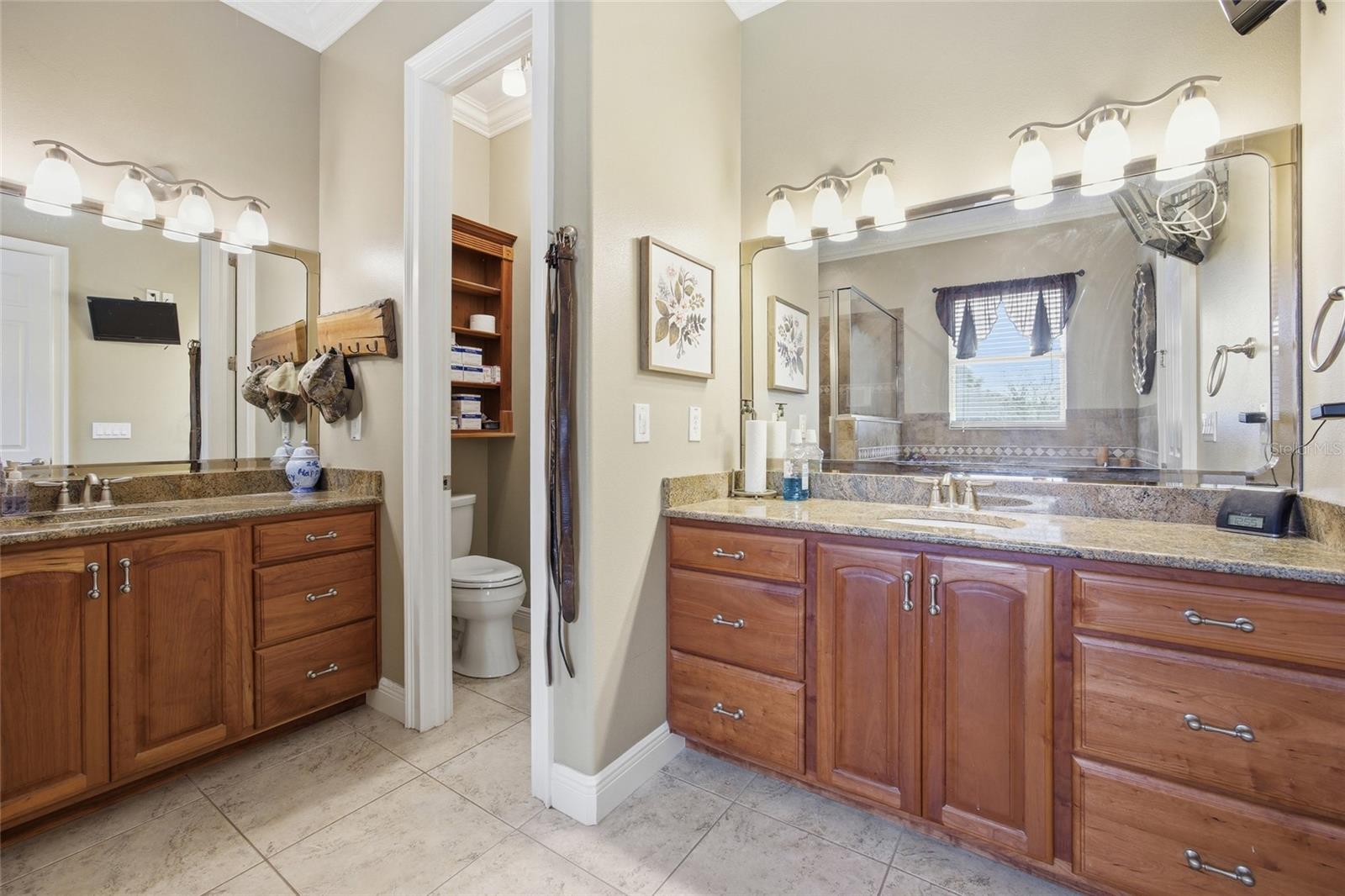 Image 41 of 58 For 10645 Parkway Drive