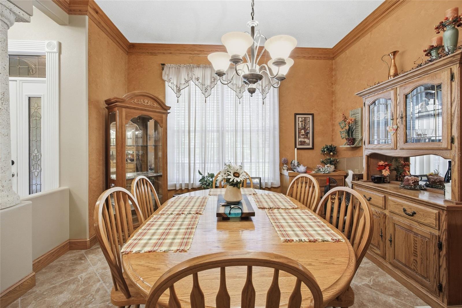 Image 9 of 58 For 10645 Parkway Drive