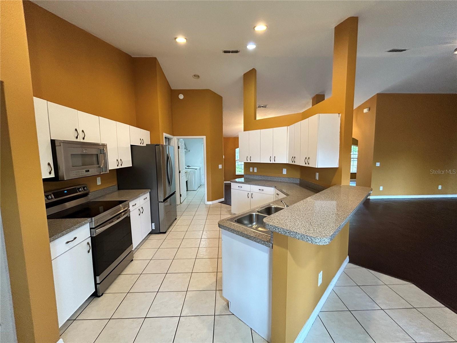 Image 13 of 35 For 4475 115th Street