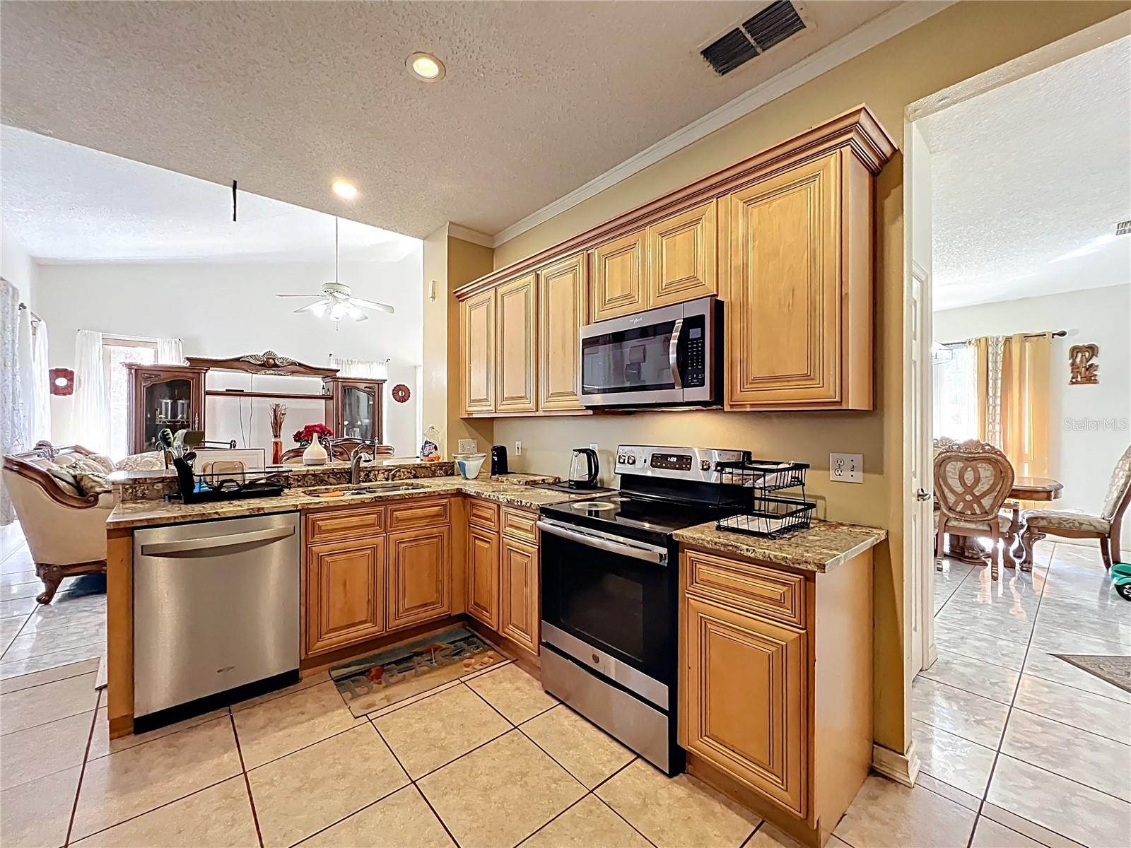 Image 18 of 53 For 7345 Woodworth Way