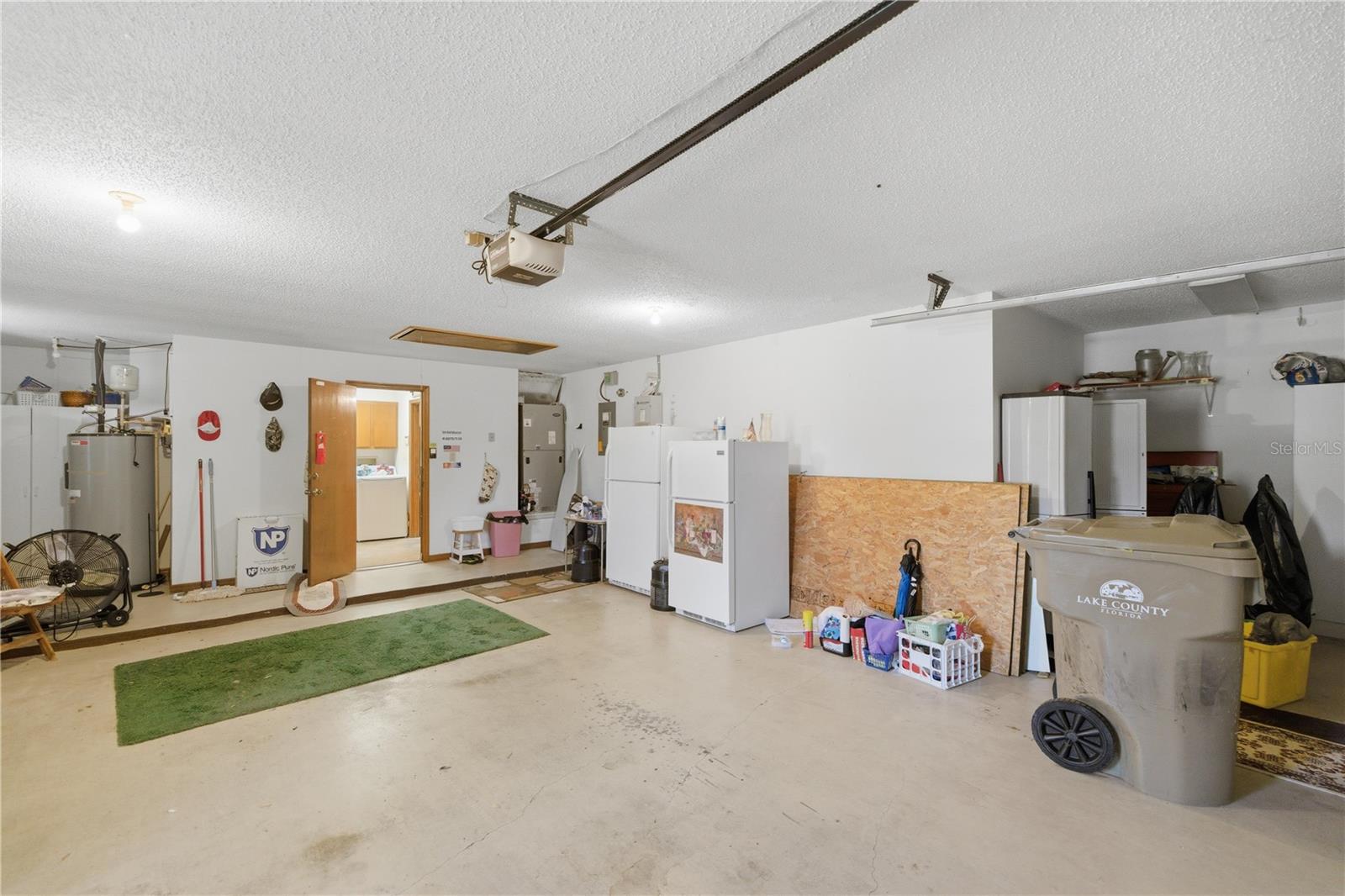 Image 18 of 29 For 9704 Wedgewood Lane