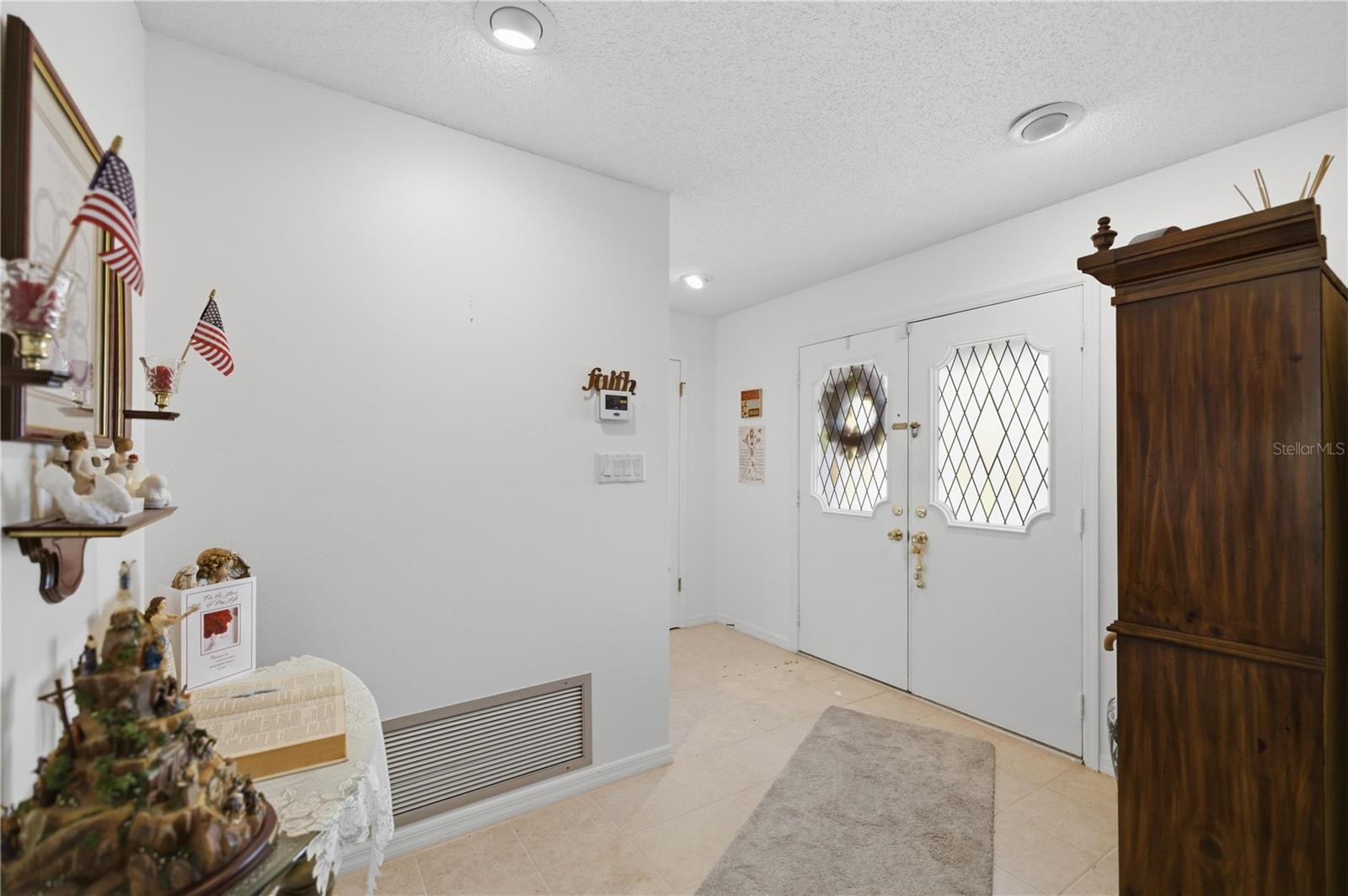 Image 8 of 29 For 9704 Wedgewood Lane