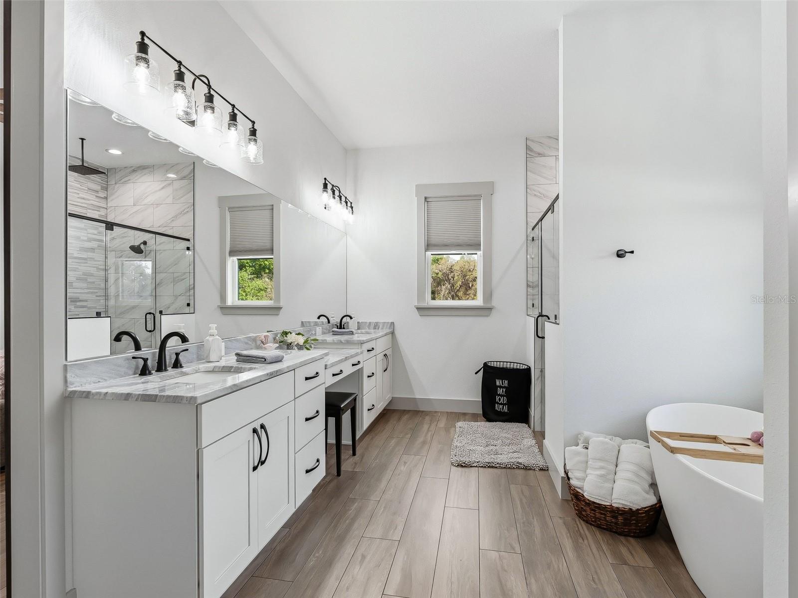 Image 21 of 50 For 7393 83rd Road