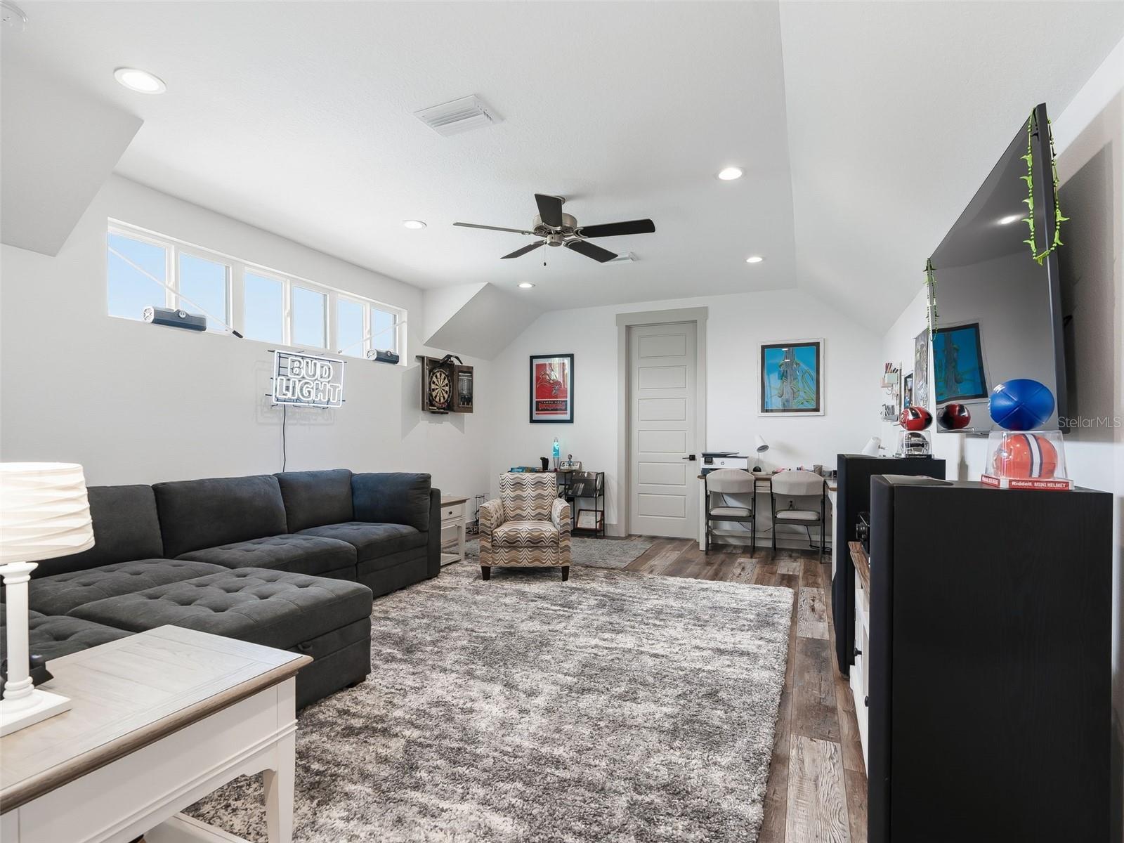 Image 33 of 50 For 7393 83rd Road