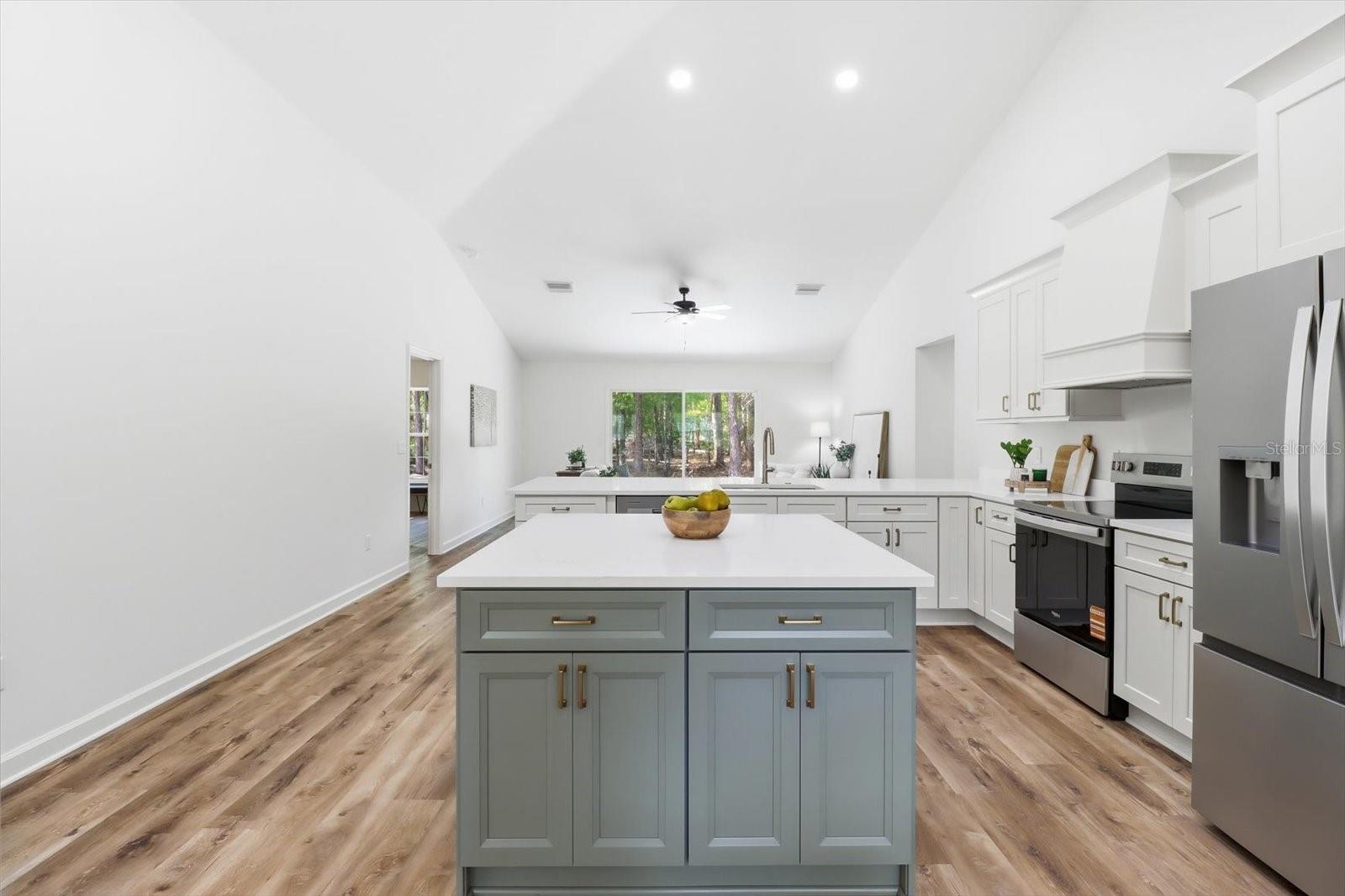 Image 10 of 45 For 9620 Goldenbell Way