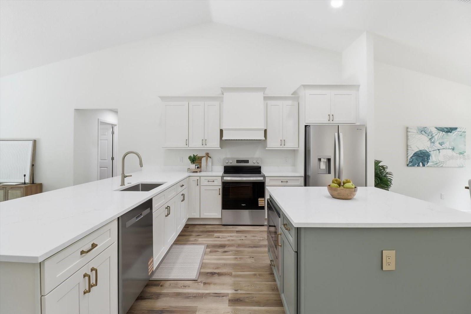 Image 12 of 45 For 9620 Goldenbell Way