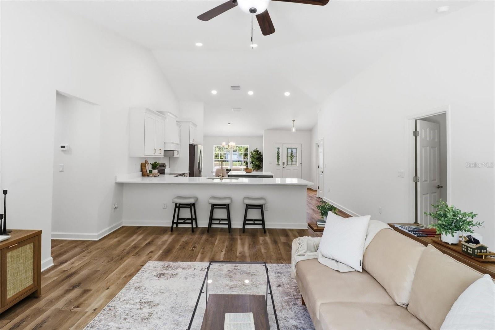 Image 20 of 45 For 9620 Goldenbell Way