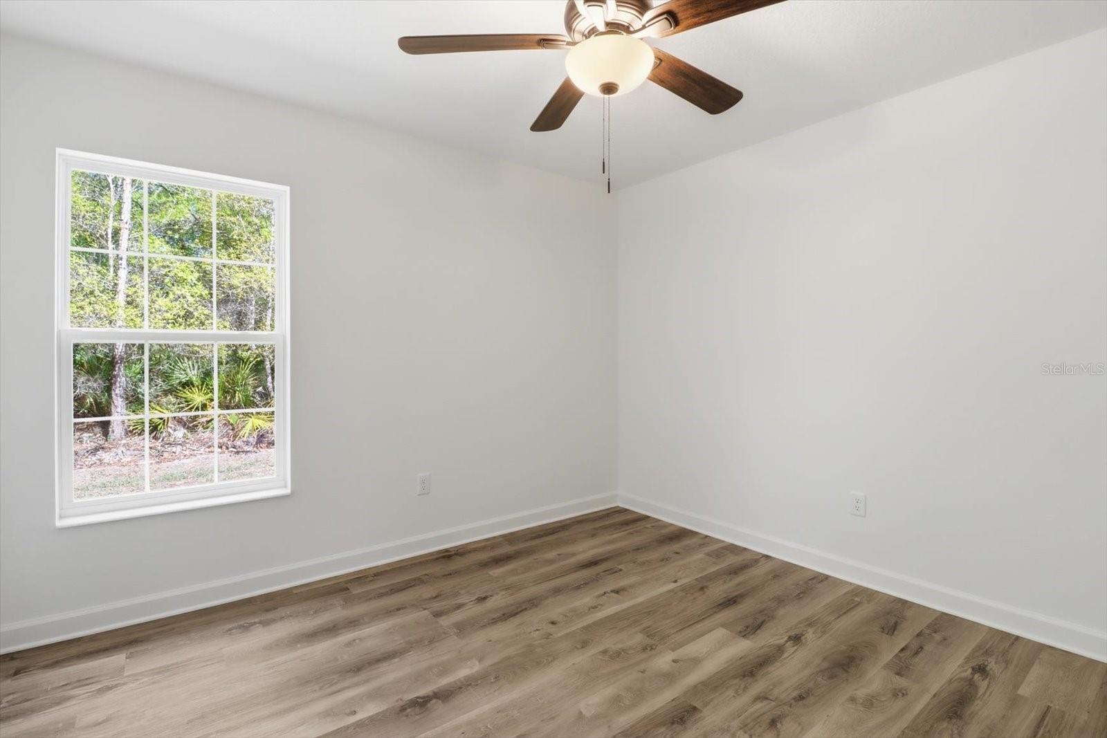 Image 24 of 45 For 9620 Goldenbell Way