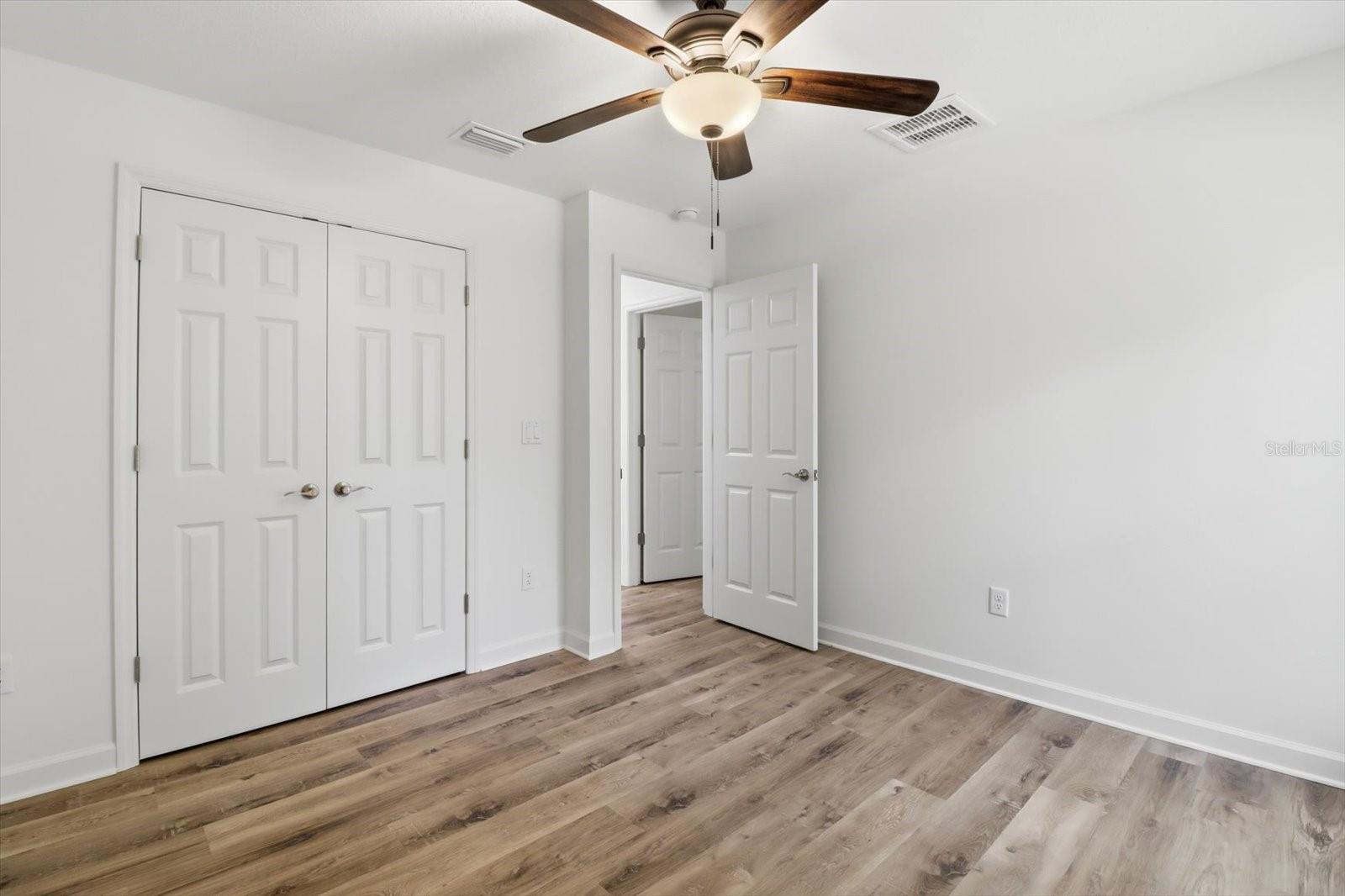 Image 25 of 45 For 9620 Goldenbell Way