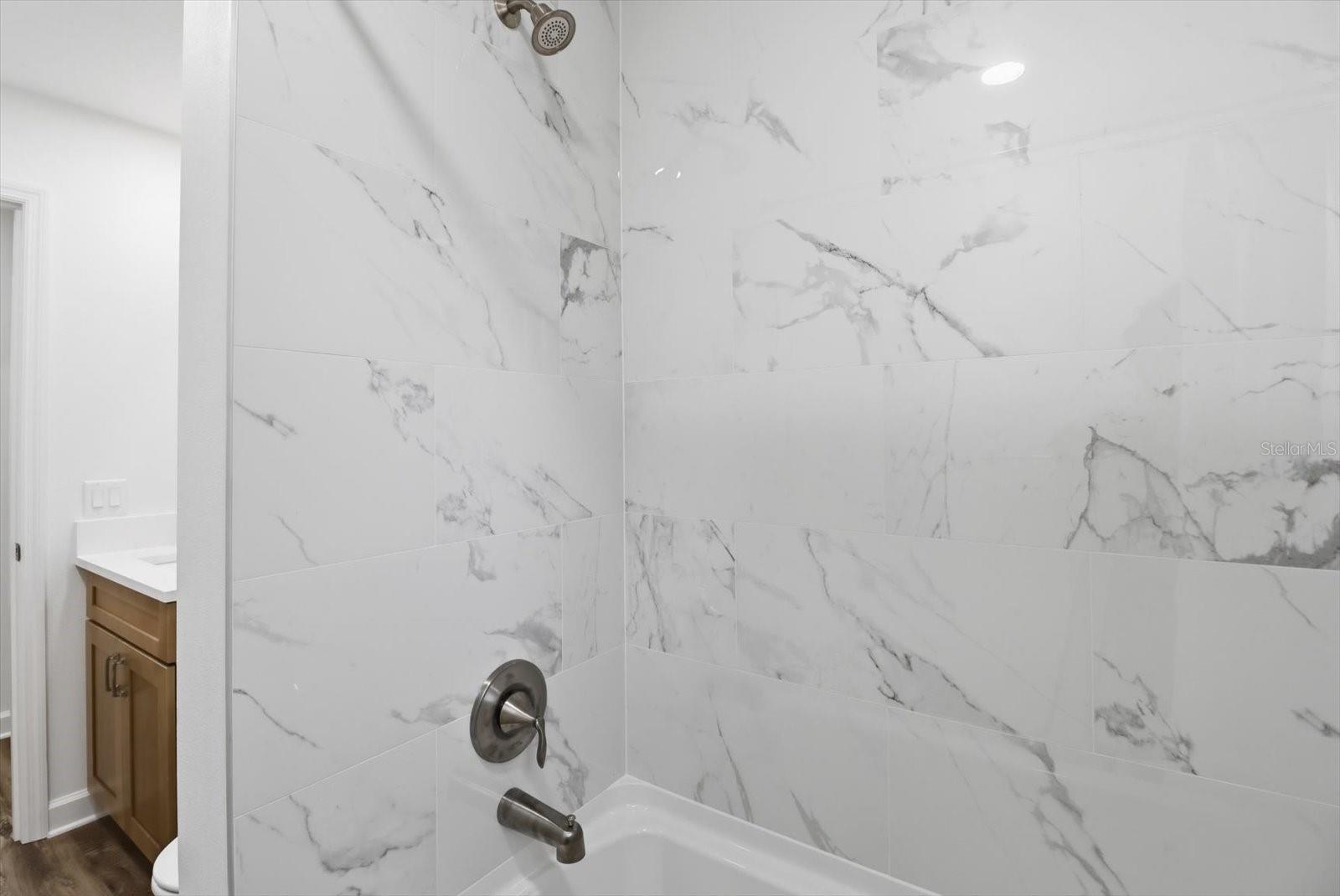 Image 27 of 45 For 9620 Goldenbell Way