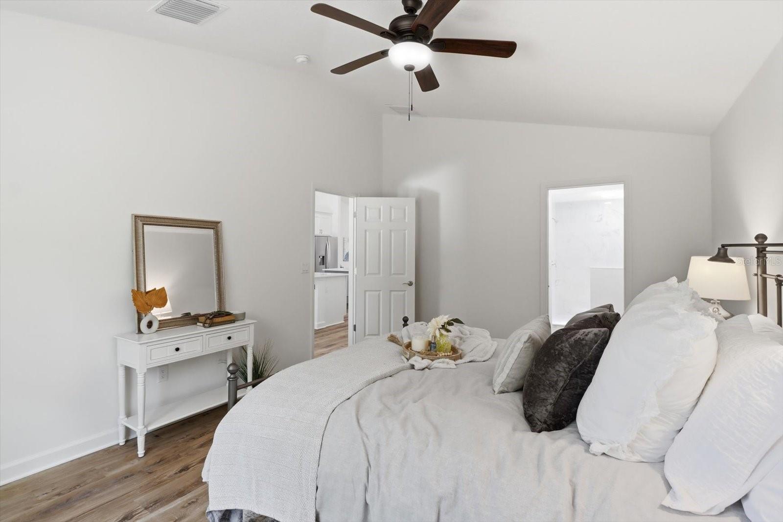 Image 29 of 45 For 9620 Goldenbell Way