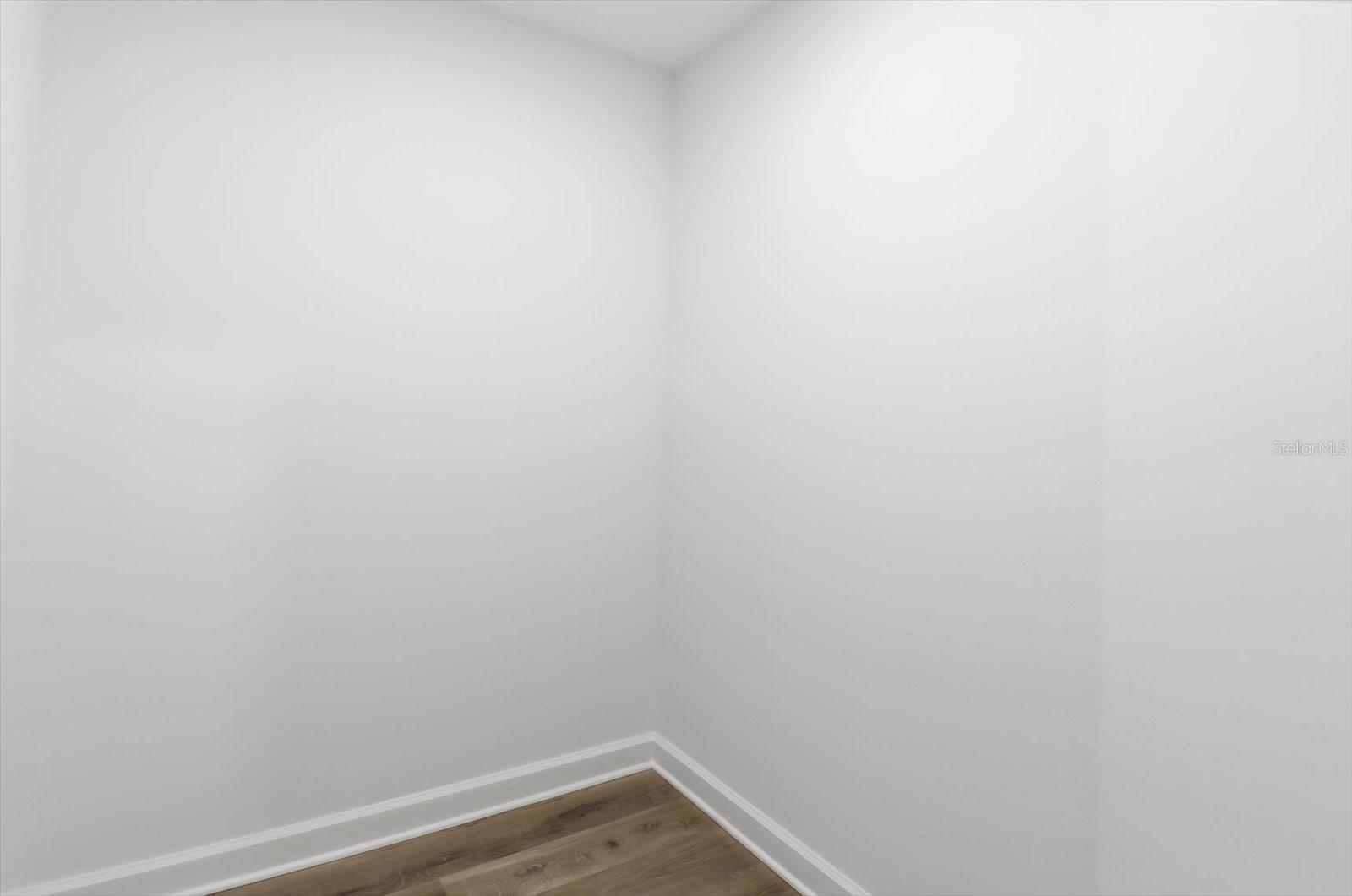 Image 32 of 45 For 9620 Goldenbell Way