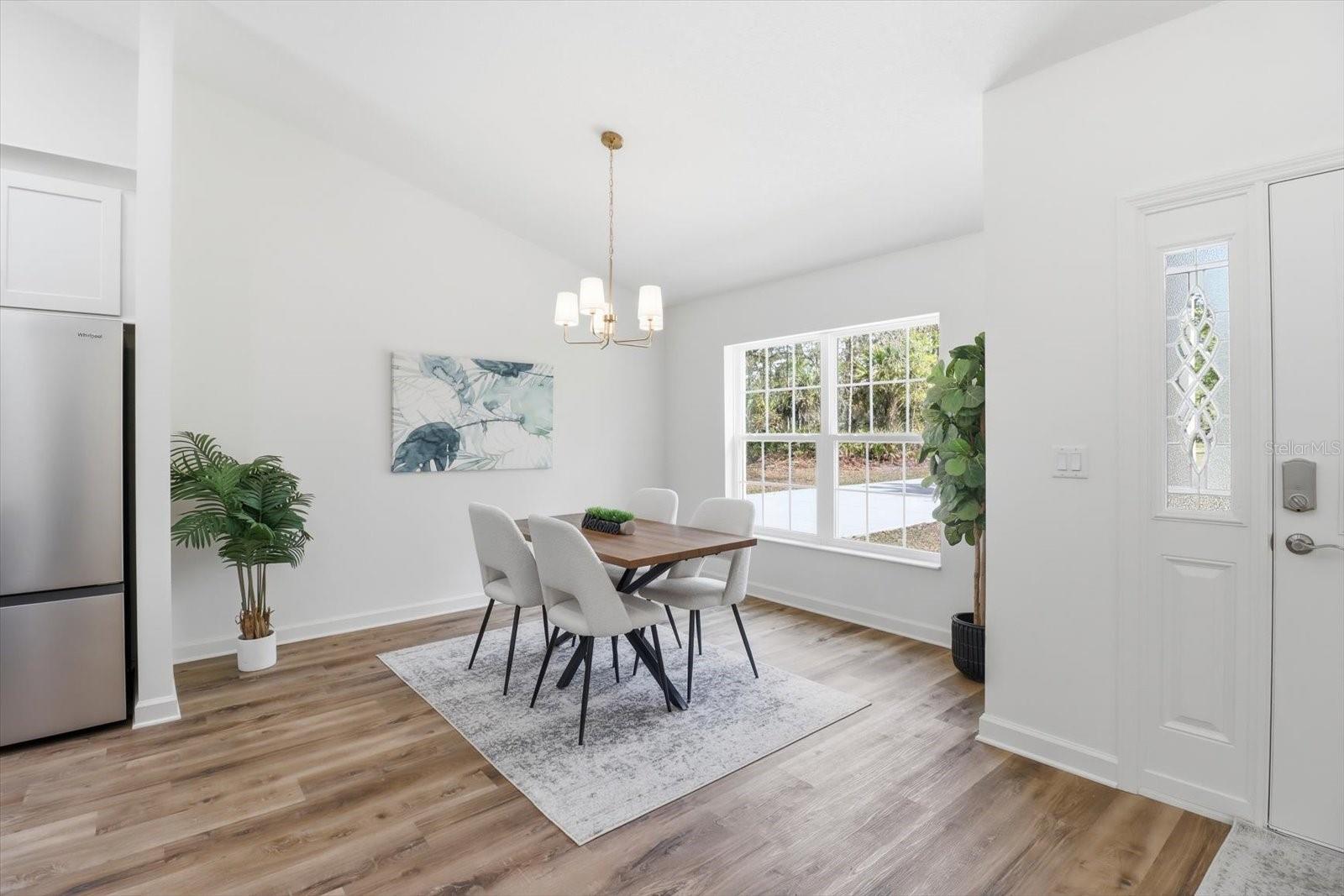 Image 8 of 45 For 9620 Goldenbell Way