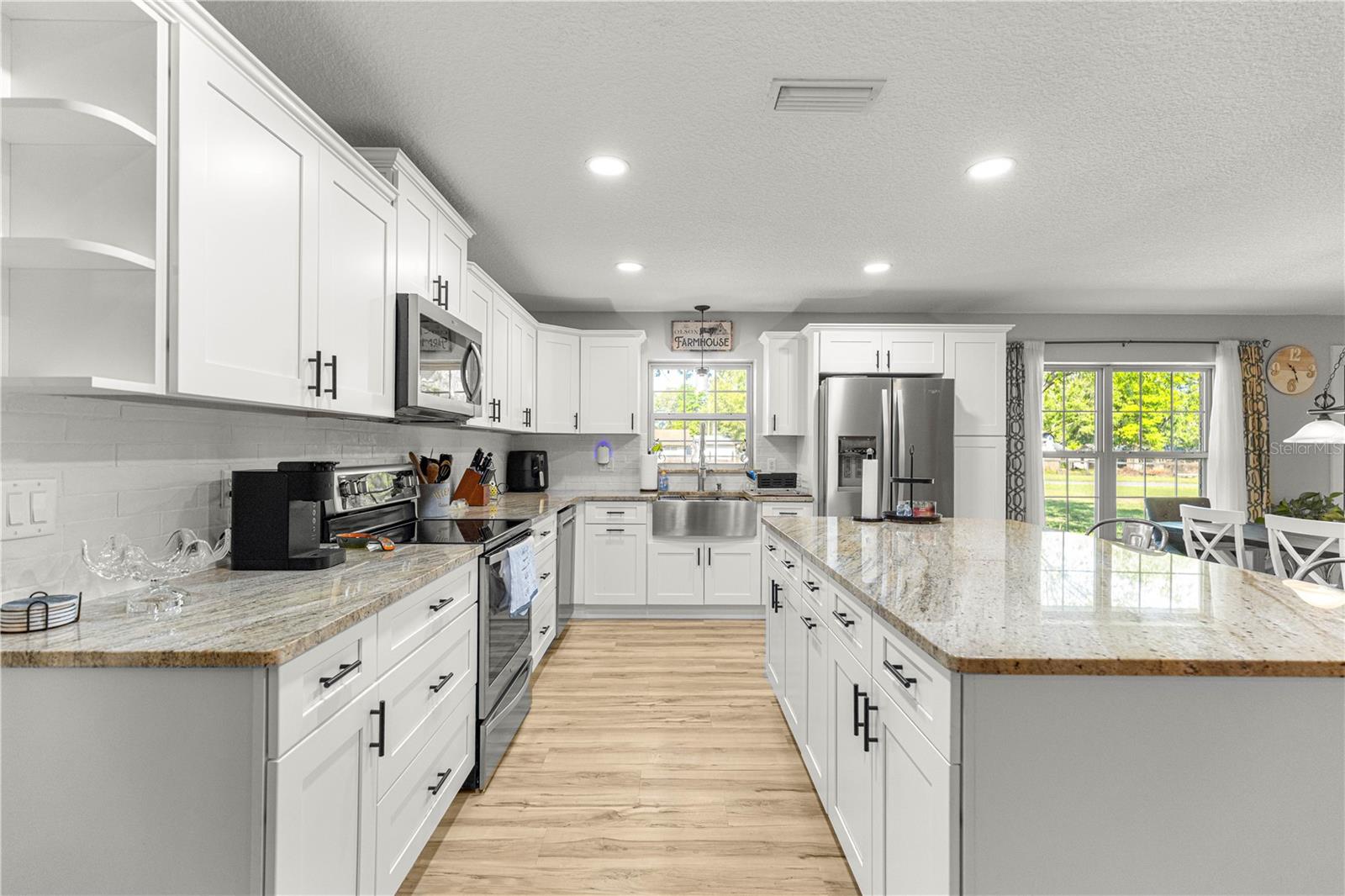 Image 10 of 52 For 2940 49th Street