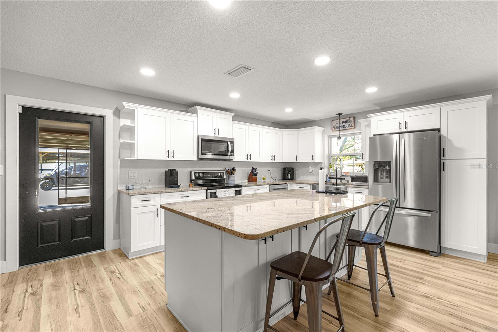 Image 11 of 52 For 2940 49th Street