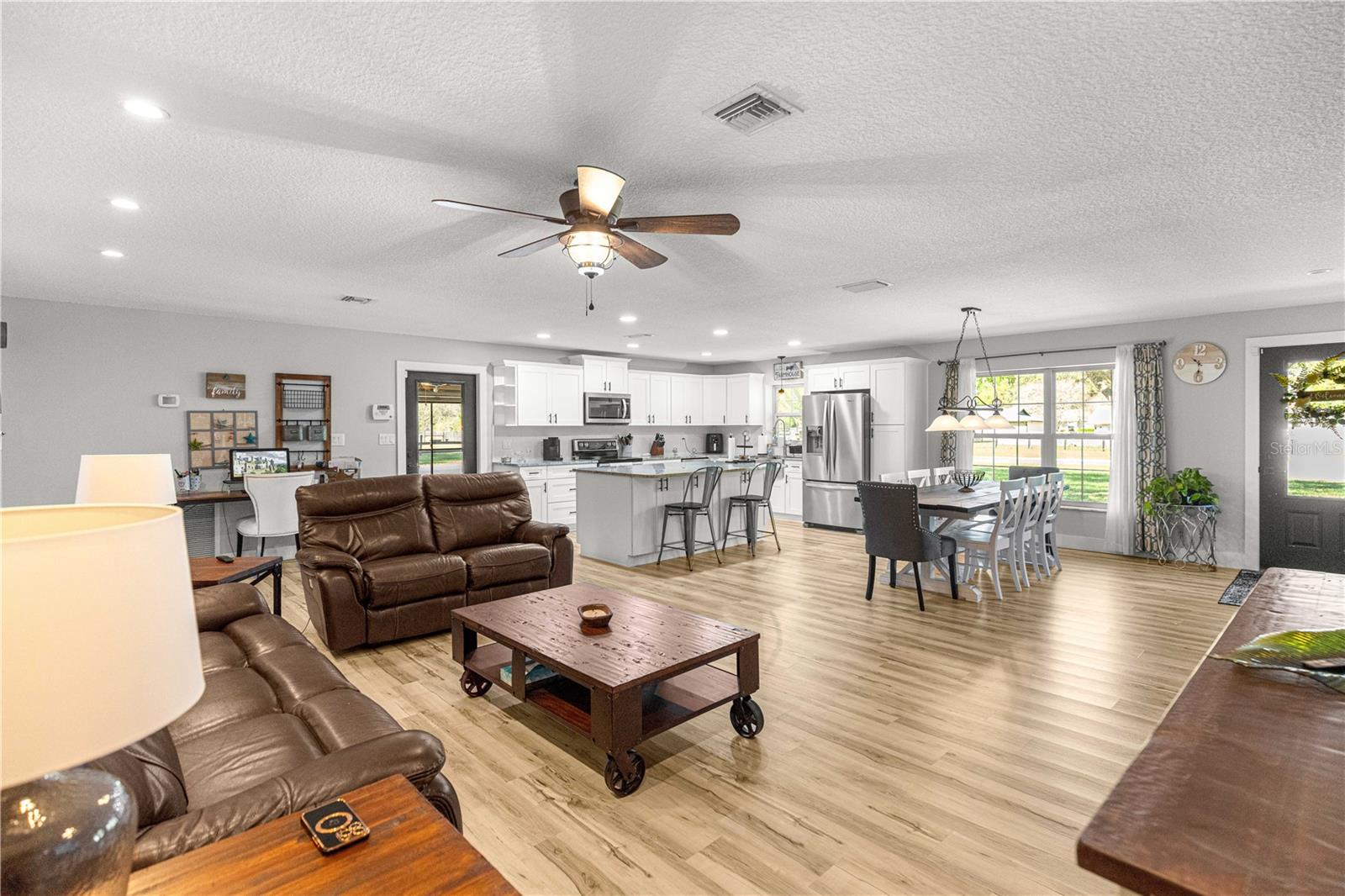 Image 13 of 52 For 2940 49th Street