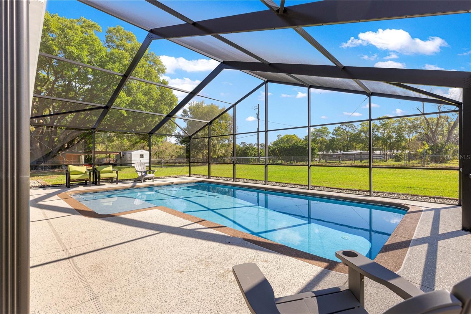 Image 20 of 52 For 2940 49th Street