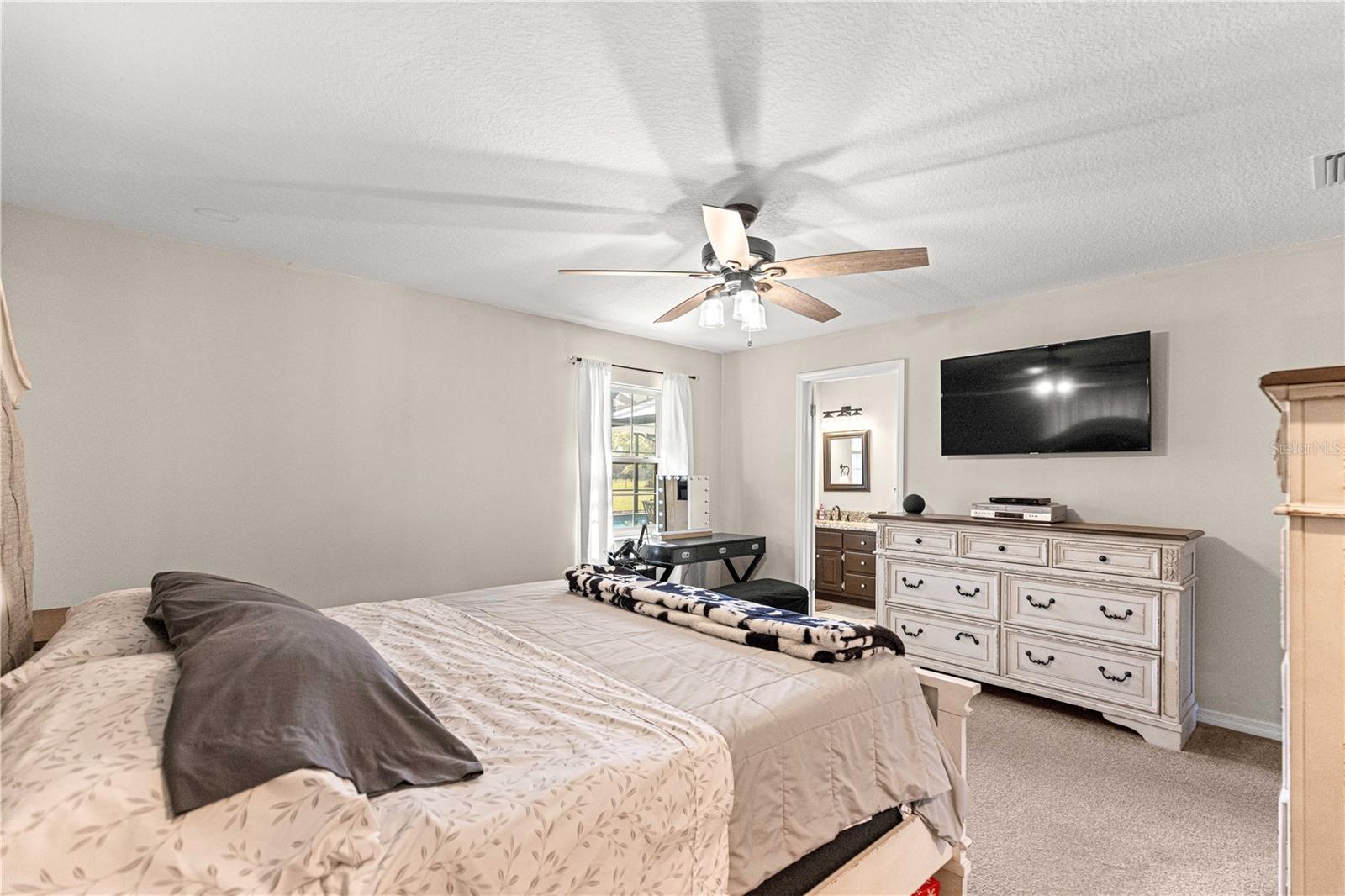 Image 31 of 52 For 2940 49th Street