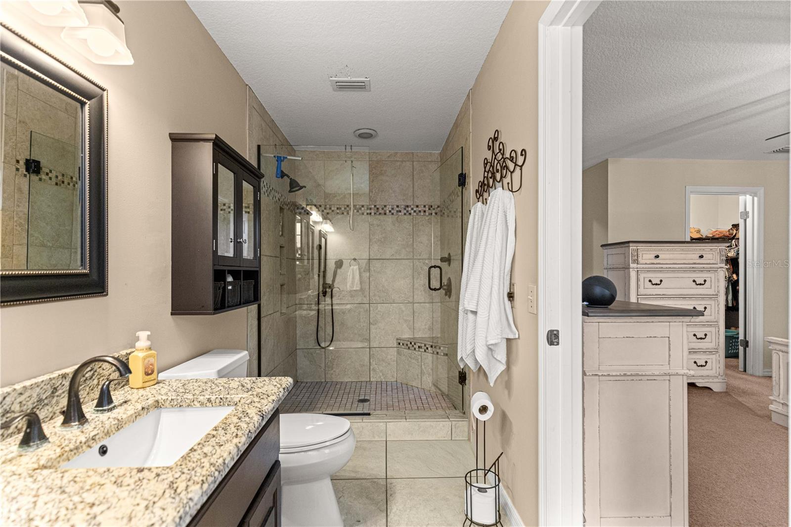 Image 34 of 52 For 2940 49th Street