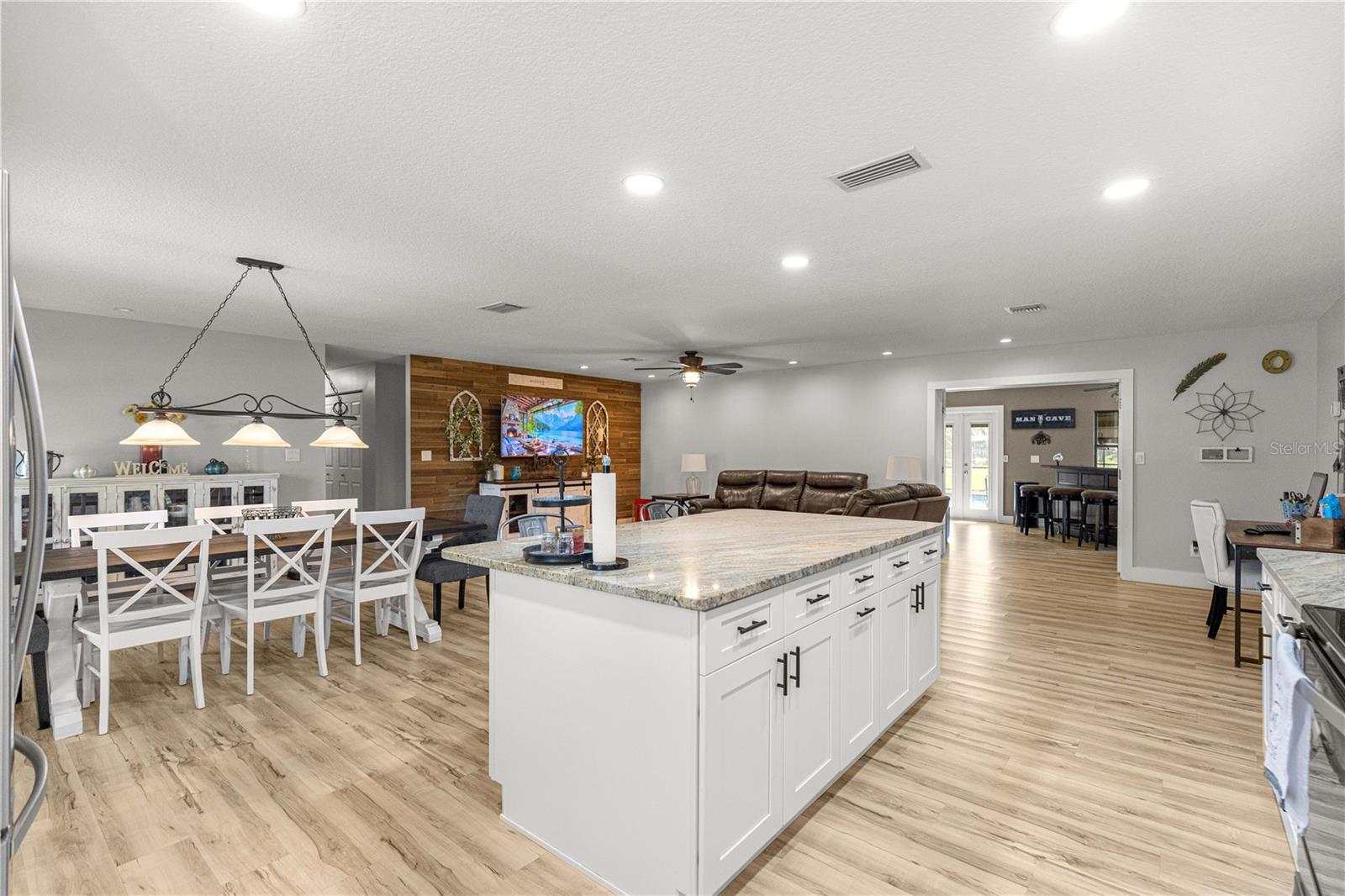 Image 8 of 52 For 2940 49th Street