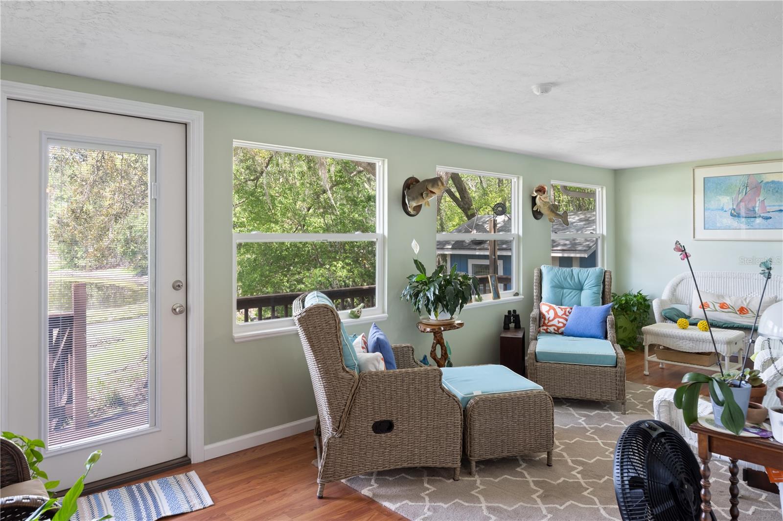 Image 15 of 33 For 2550 31st Street