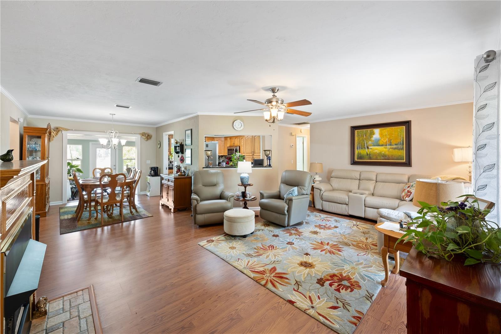 Image 16 of 33 For 2550 31st Street