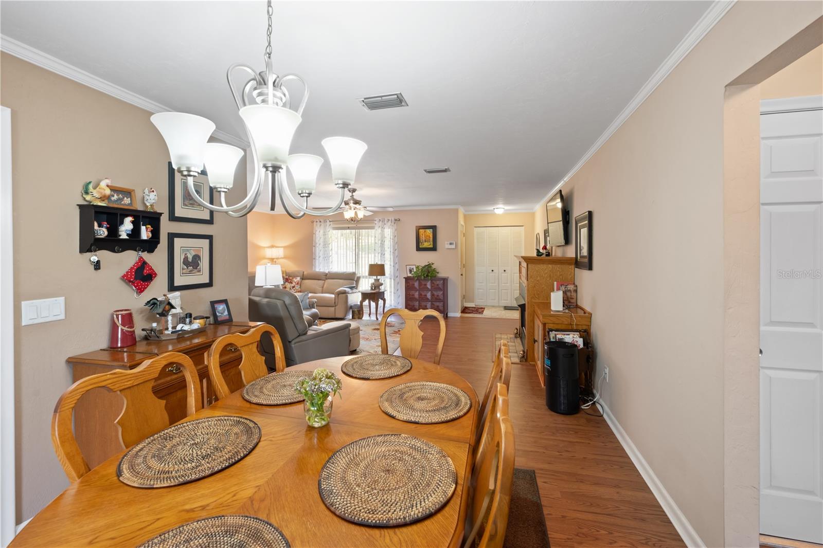 Image 21 of 33 For 2550 31st Street