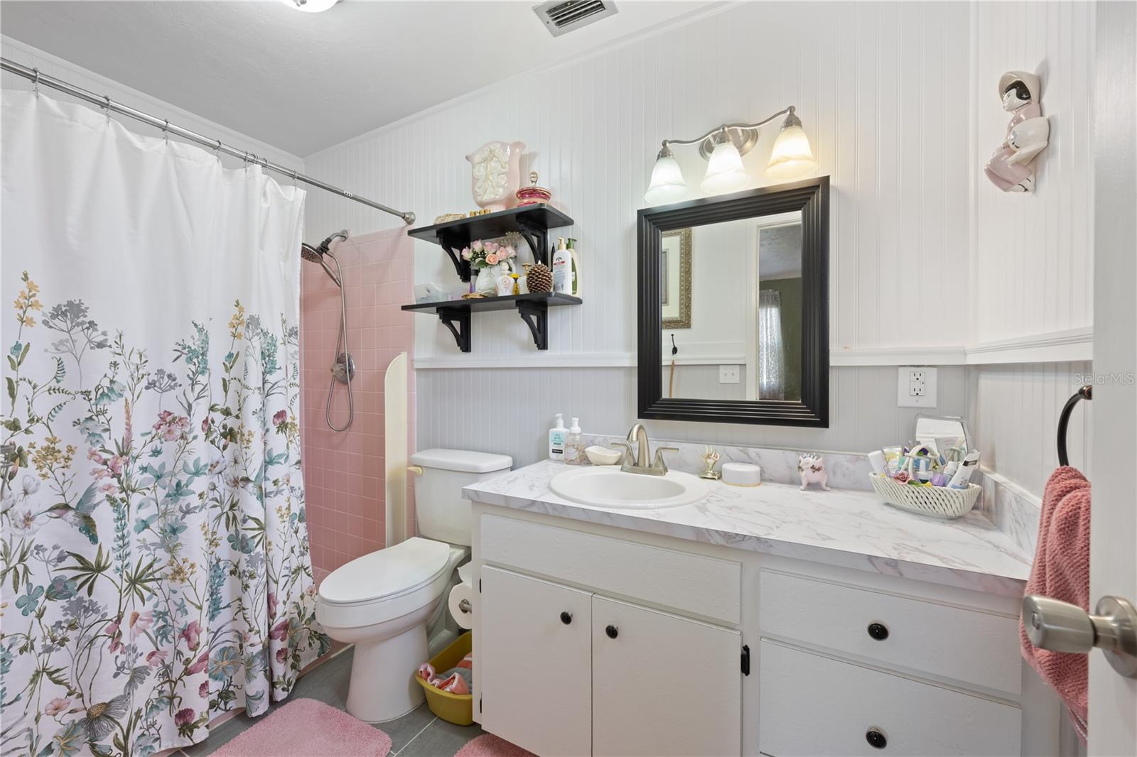 Image 26 of 33 For 2550 31st Street