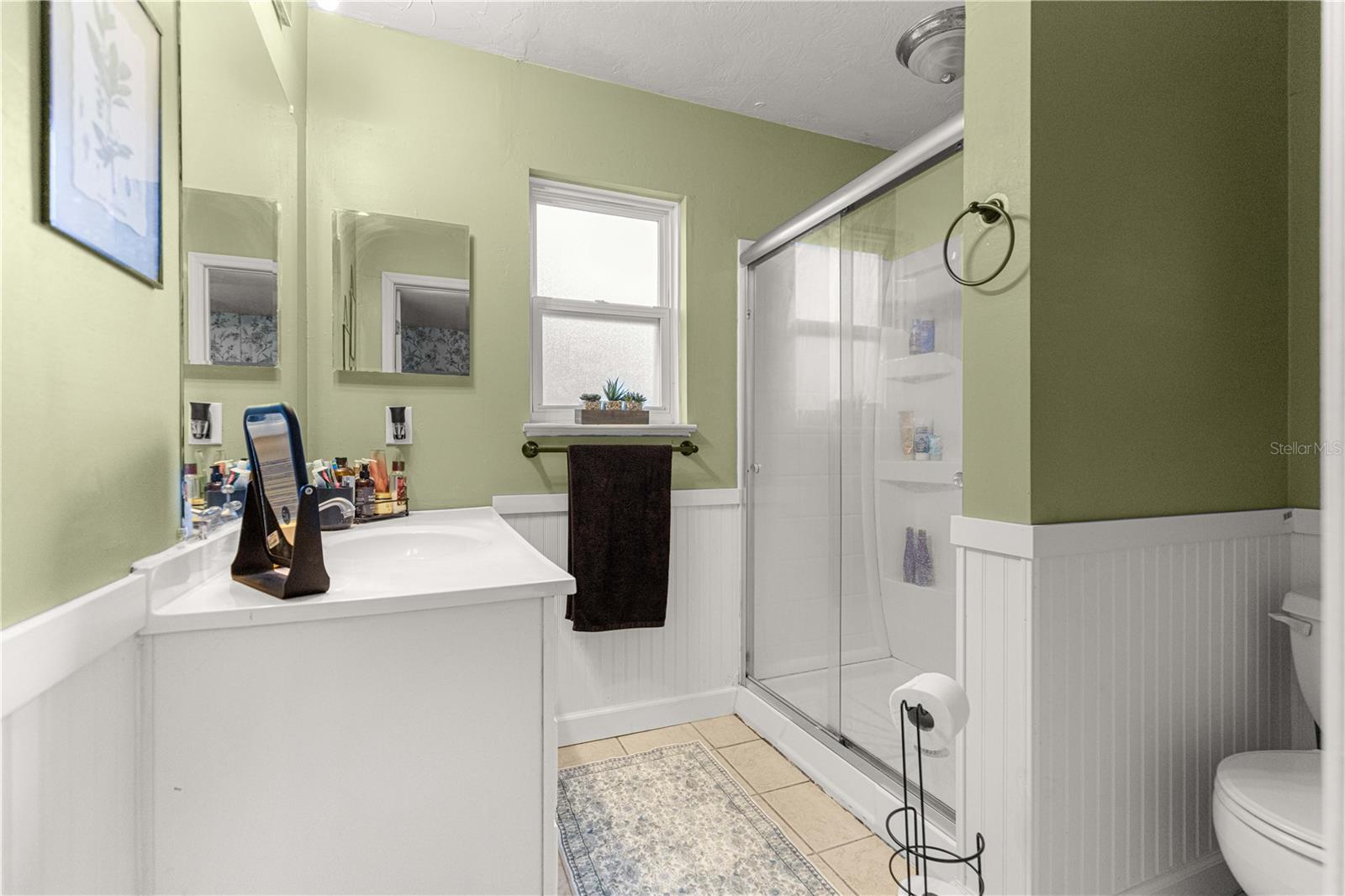 Image 11 of 17 For 3753 18th Court