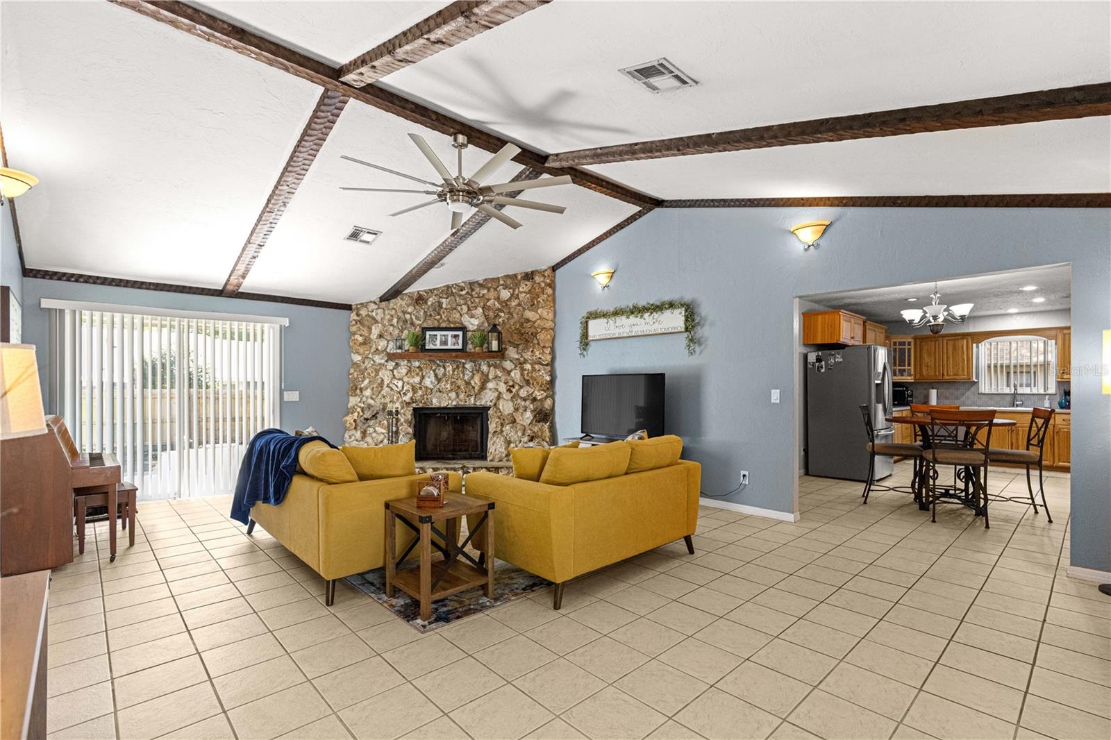 Image 3 of 17 For 3753 18th Court