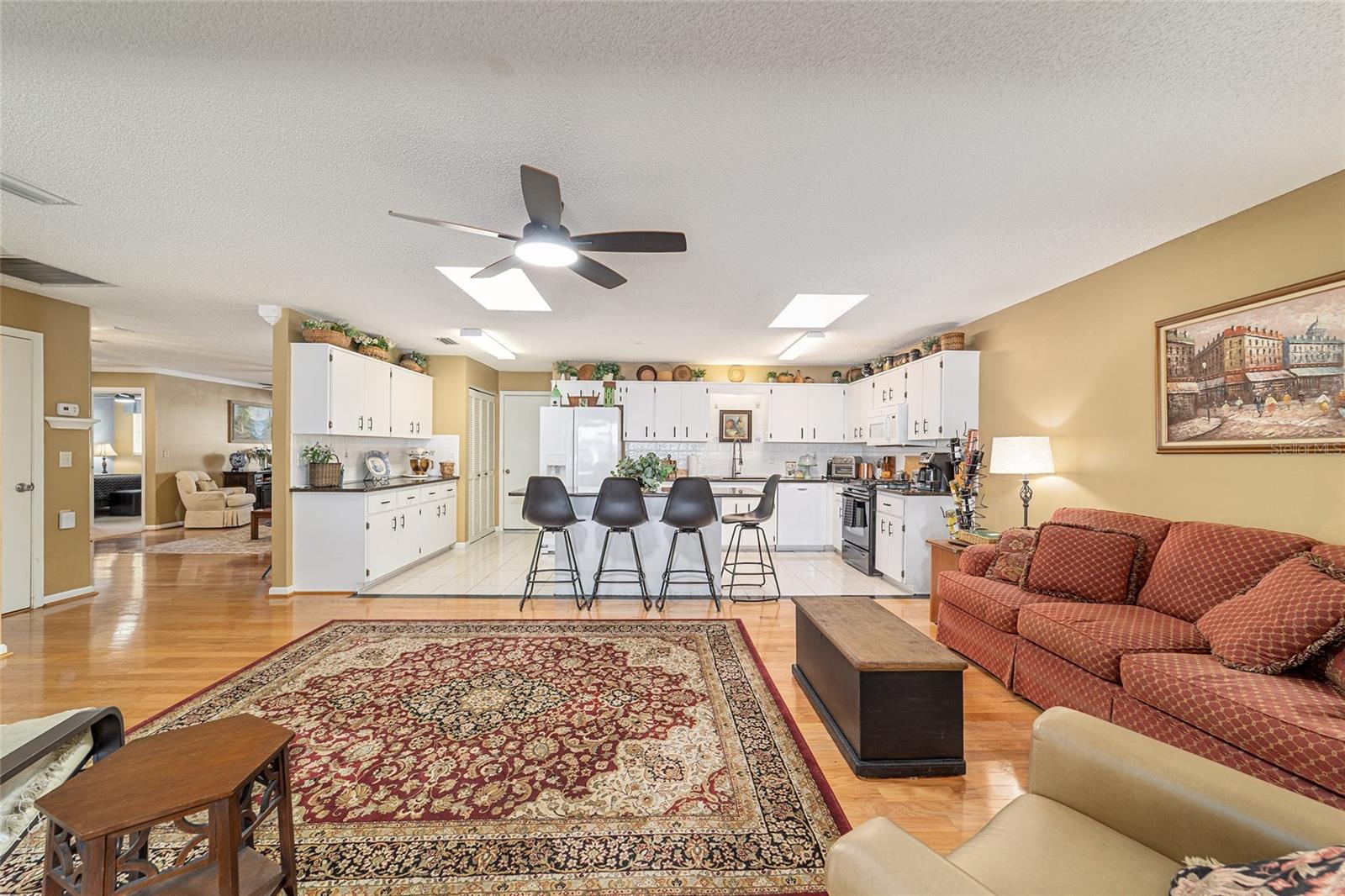 Image 21 of 55 For 8819 91st Place D