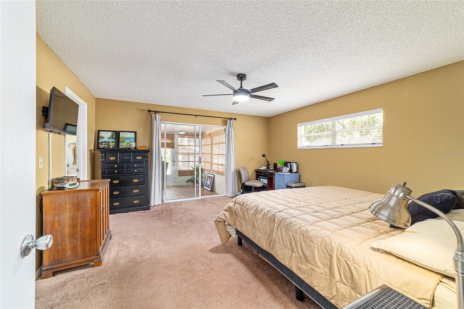 Image 32 of 55 For 8819 91st Place D