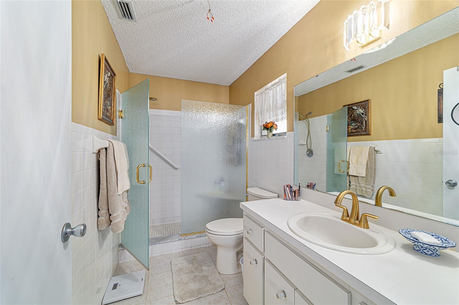 Image 35 of 55 For 8819 91st Place D