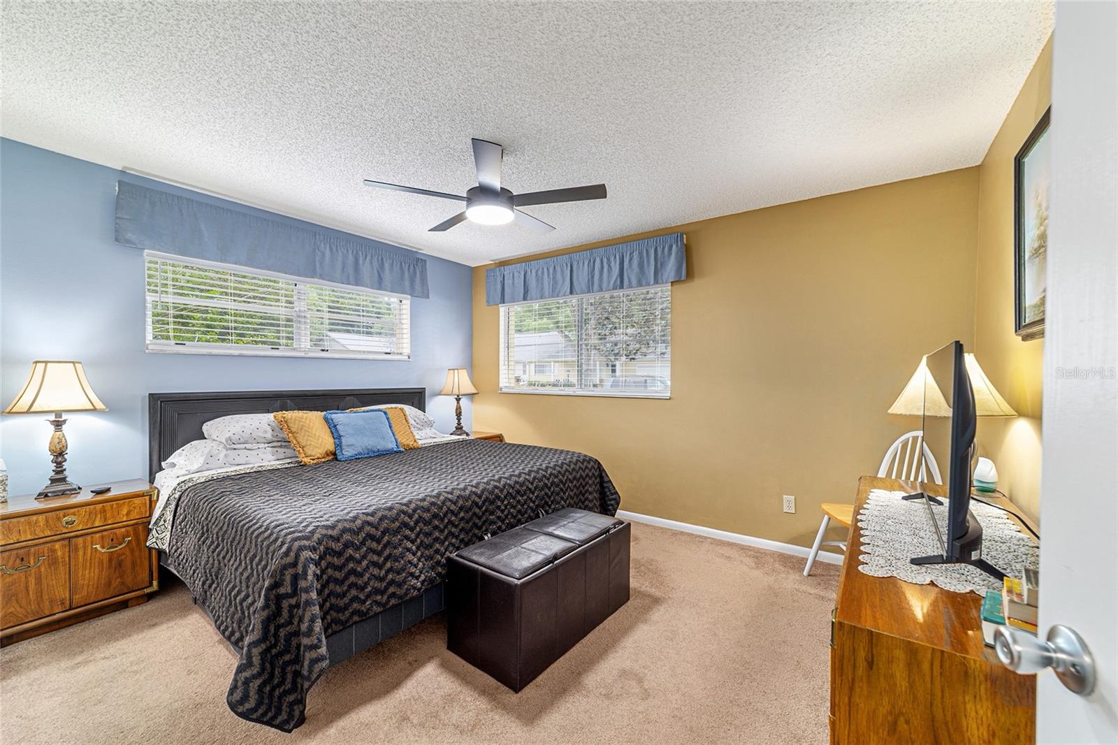 Image 36 of 55 For 8819 91st Place D