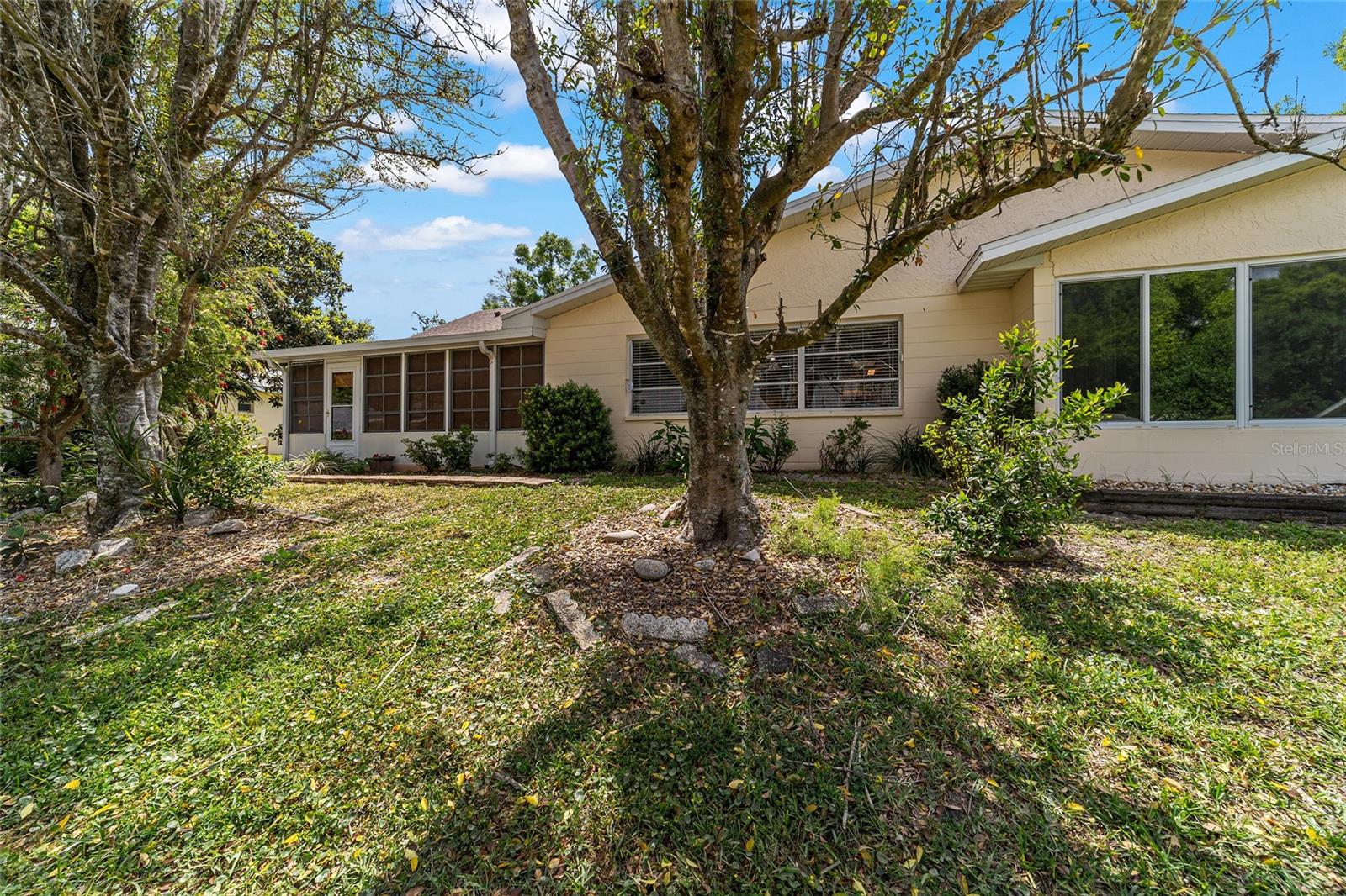 Image 43 of 55 For 8819 91st Place D